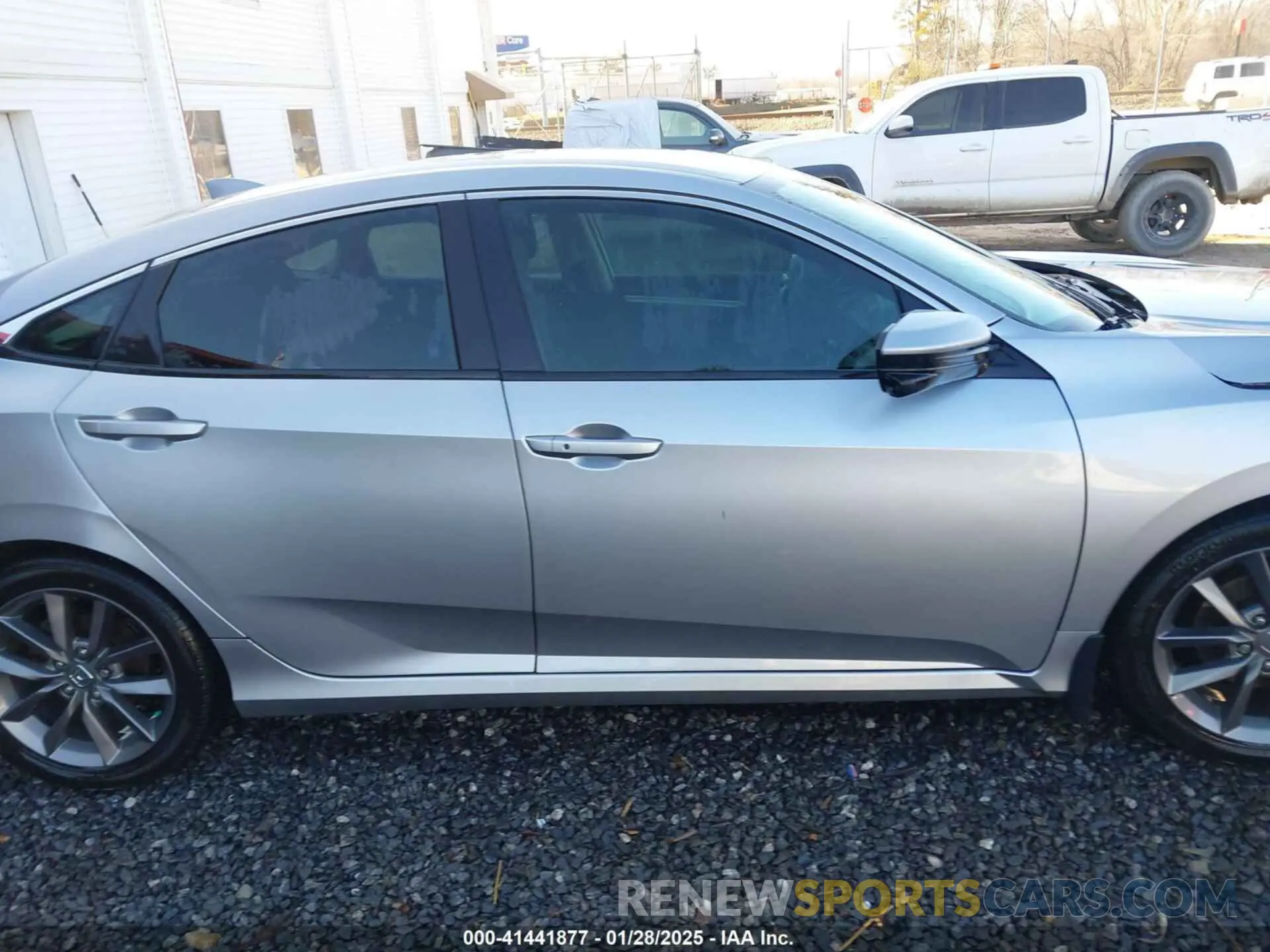 13 Photograph of a damaged car 19XFC1F3XLE021720 HONDA CIVIC 2020