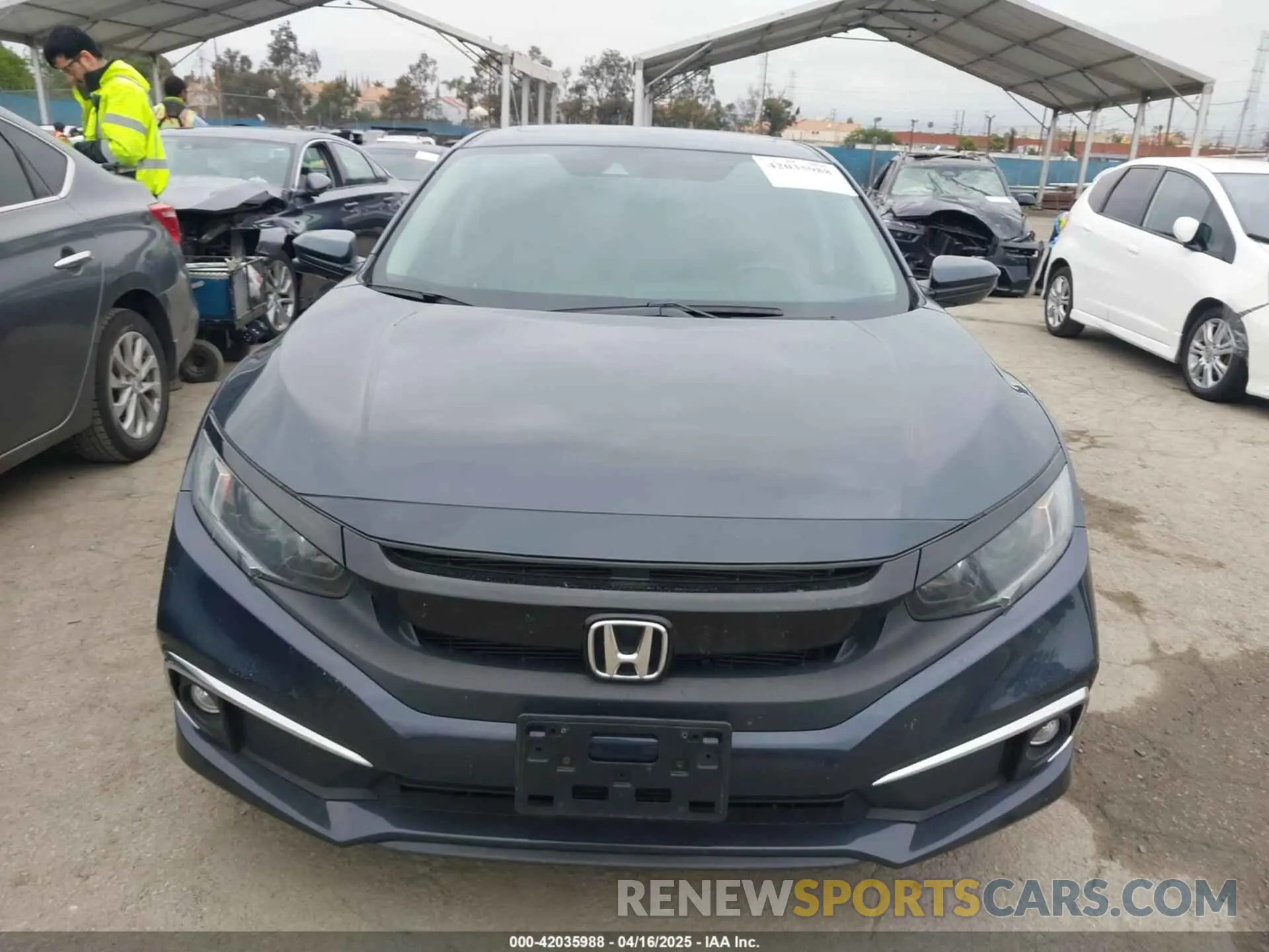12 Photograph of a damaged car 19XFC1F74LE209538 HONDA CIVIC 2020