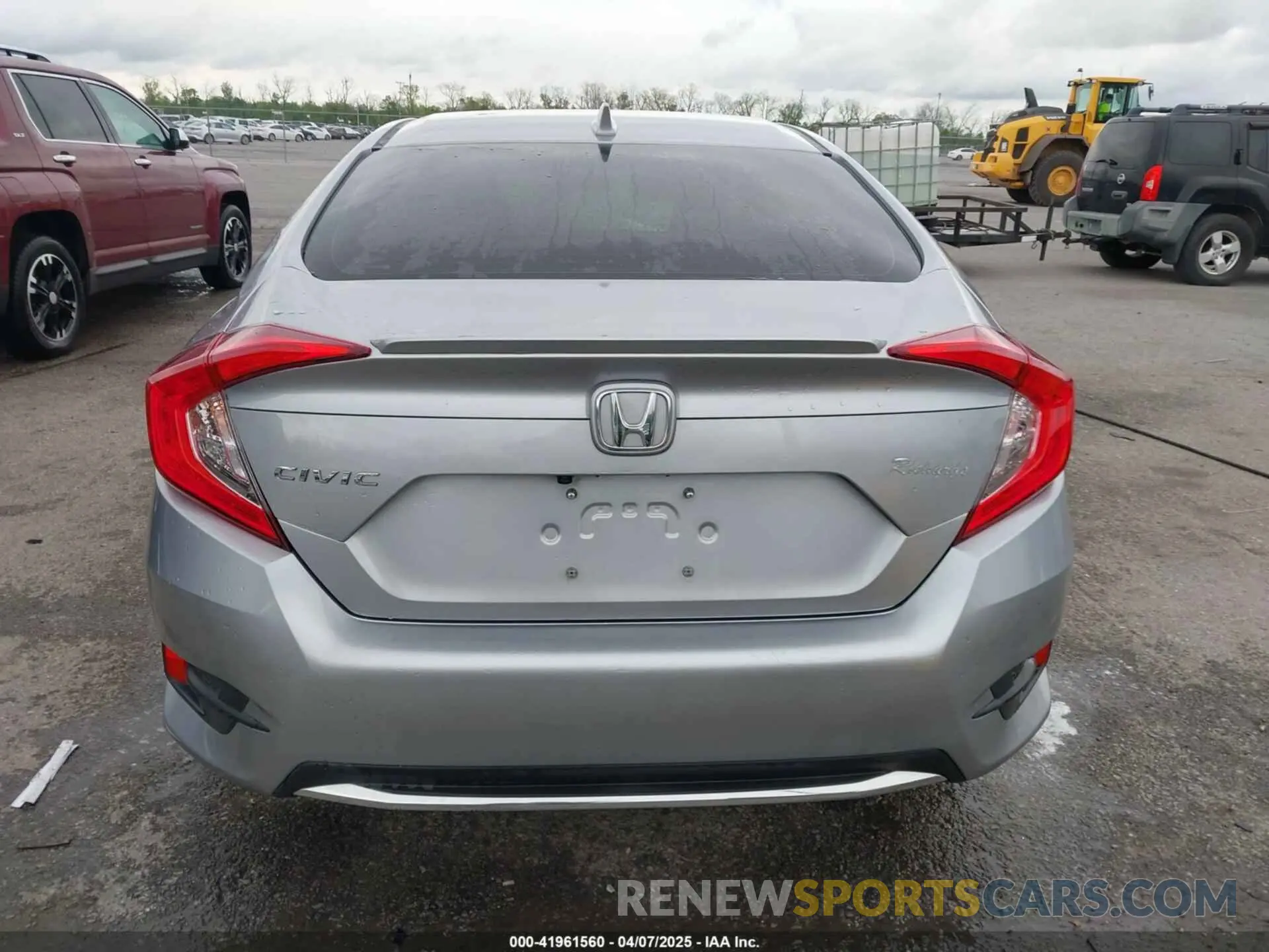 16 Фотография поврежденного автомобиля 19XFC1F78LE001386 HONDA CIVIC 2020