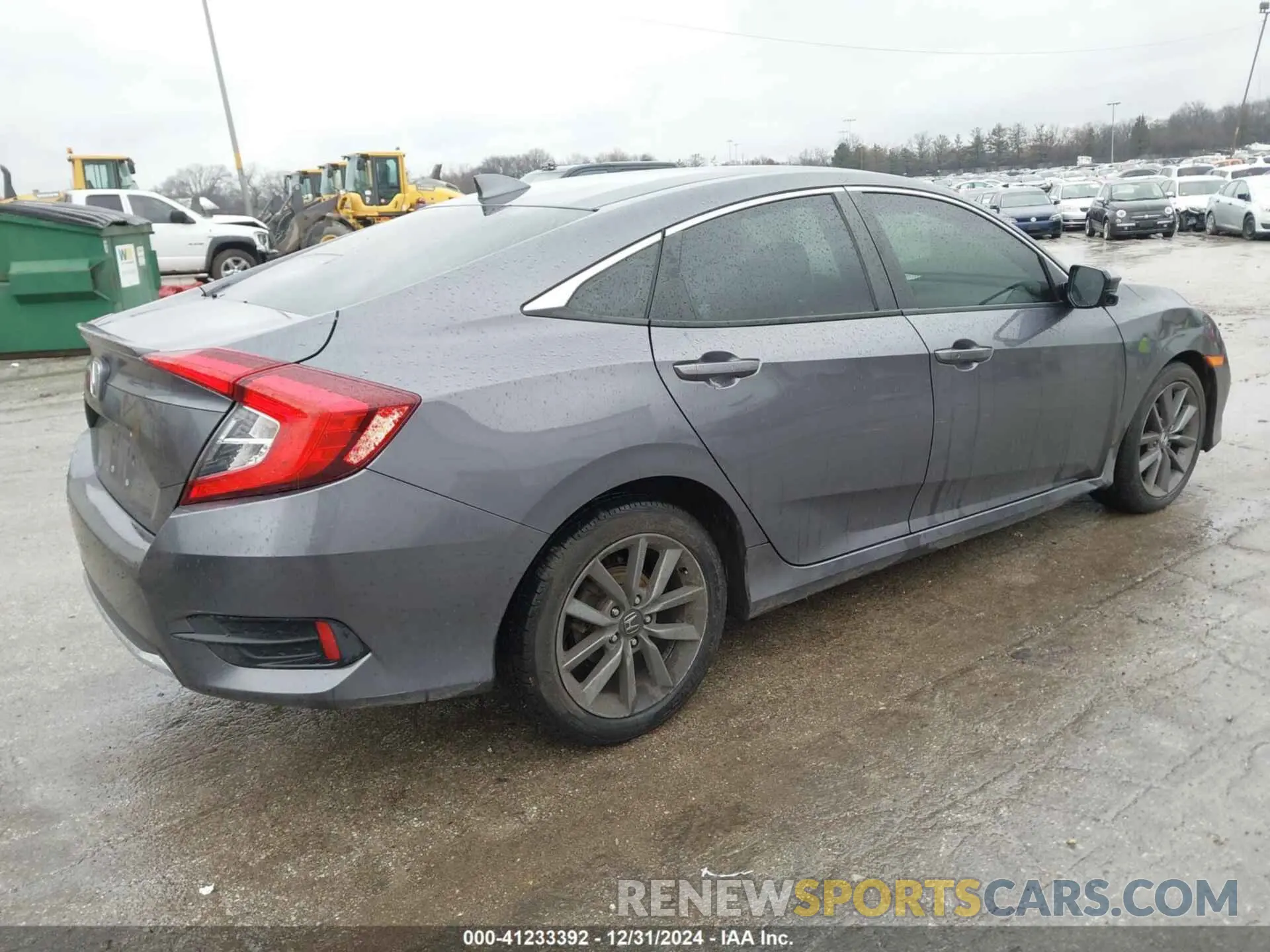 4 Фотография поврежденного автомобиля 19XFC1F78LE014736 HONDA CIVIC 2020
