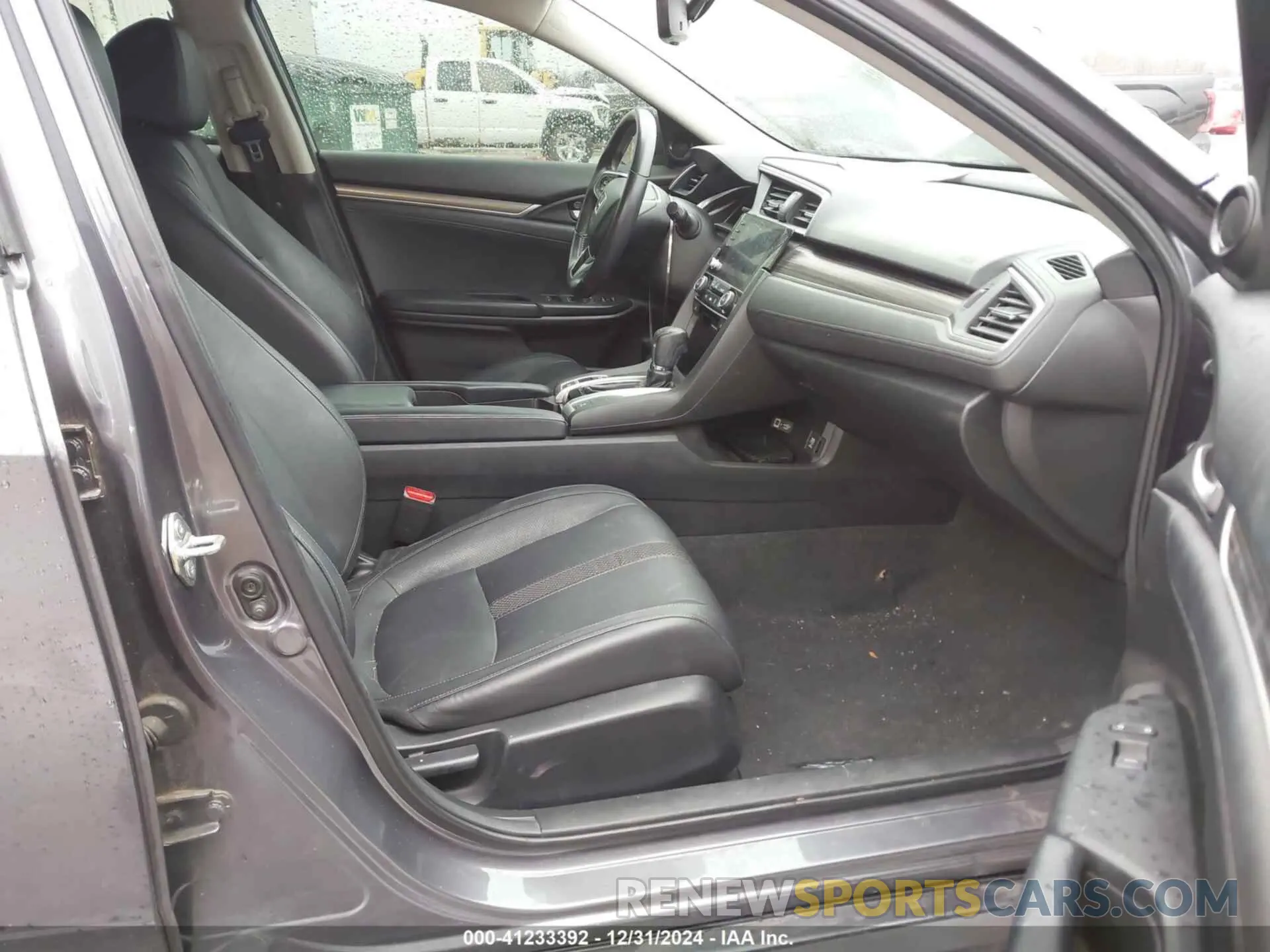 5 Фотография поврежденного автомобиля 19XFC1F78LE014736 HONDA CIVIC 2020