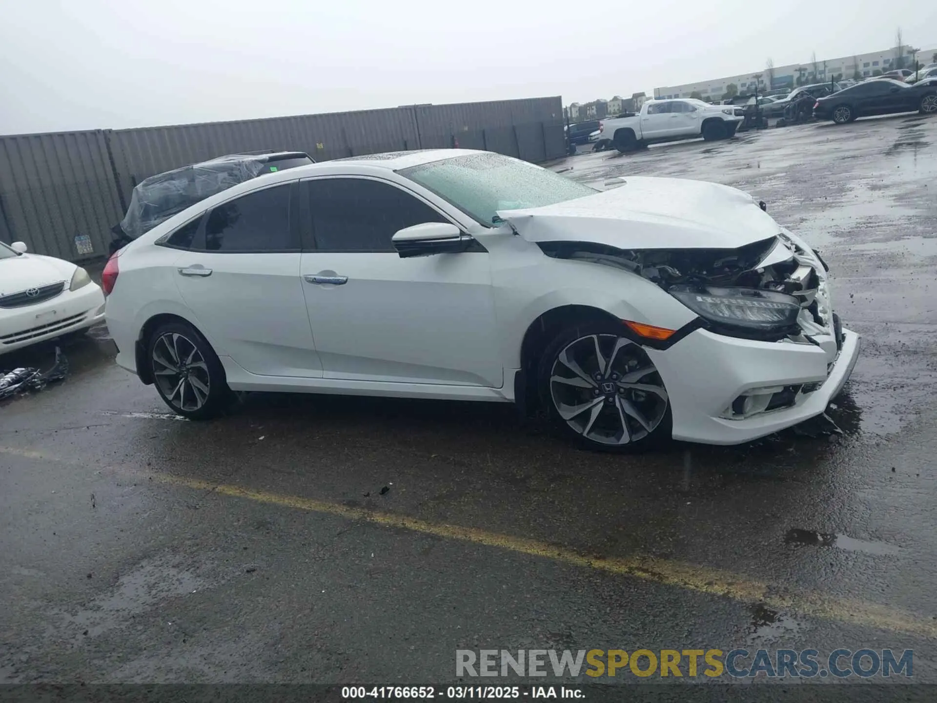 13 Фотография поврежденного автомобиля 19XFC1F91LE210390 HONDA CIVIC 2020