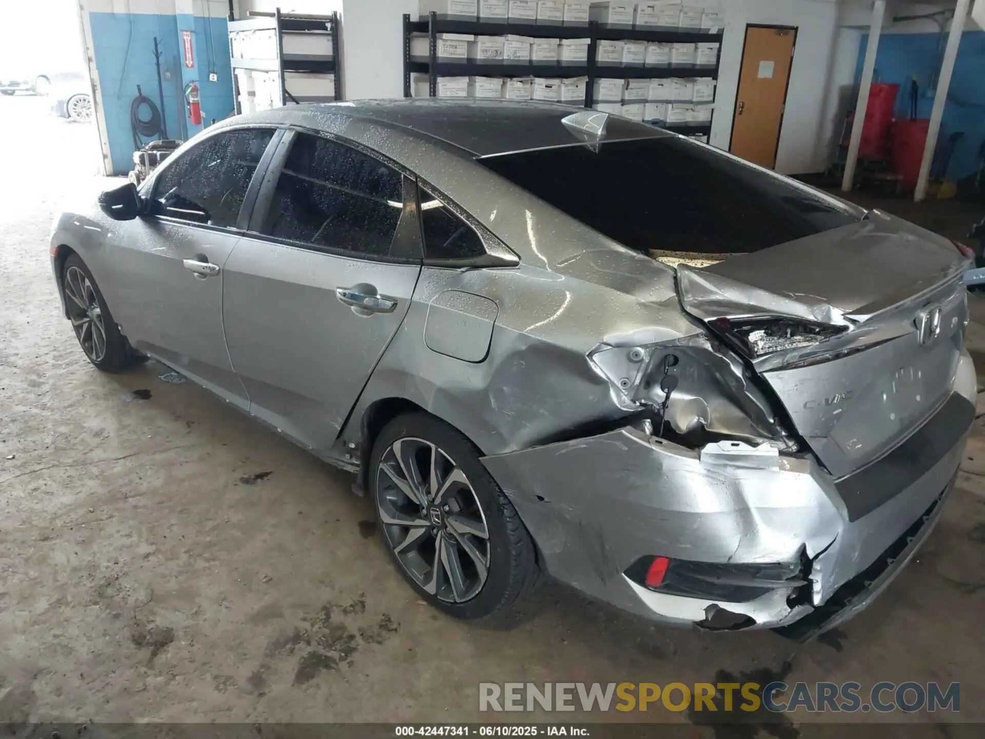 3 Photograph of a damaged car 19XFC1F93LE210536 HONDA CIVIC 2020