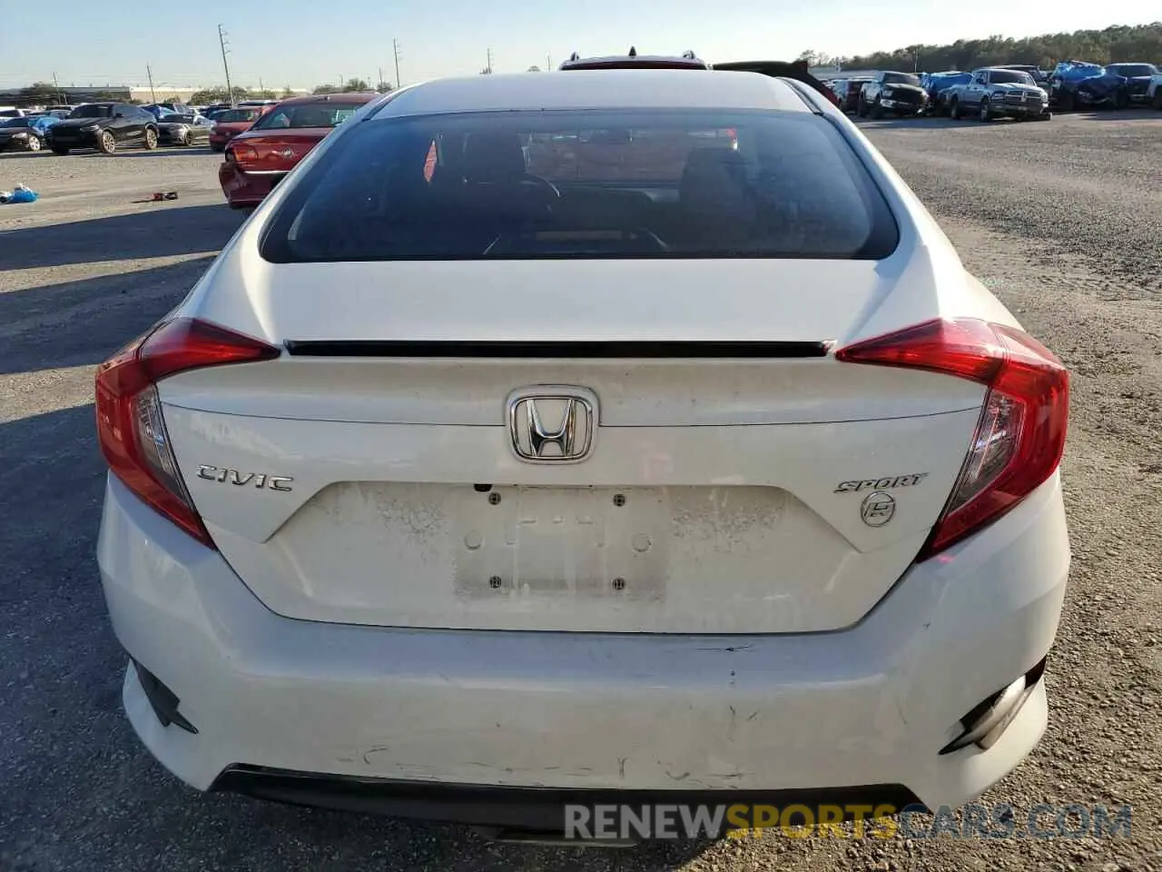 6 Photograph of a damaged car 19XFC2E80LE024256 HONDA CIVIC 2020