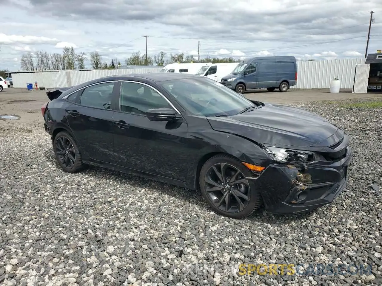 4 Photograph of a damaged car 19XFC2E87LE010824 HONDA CIVIC 2020