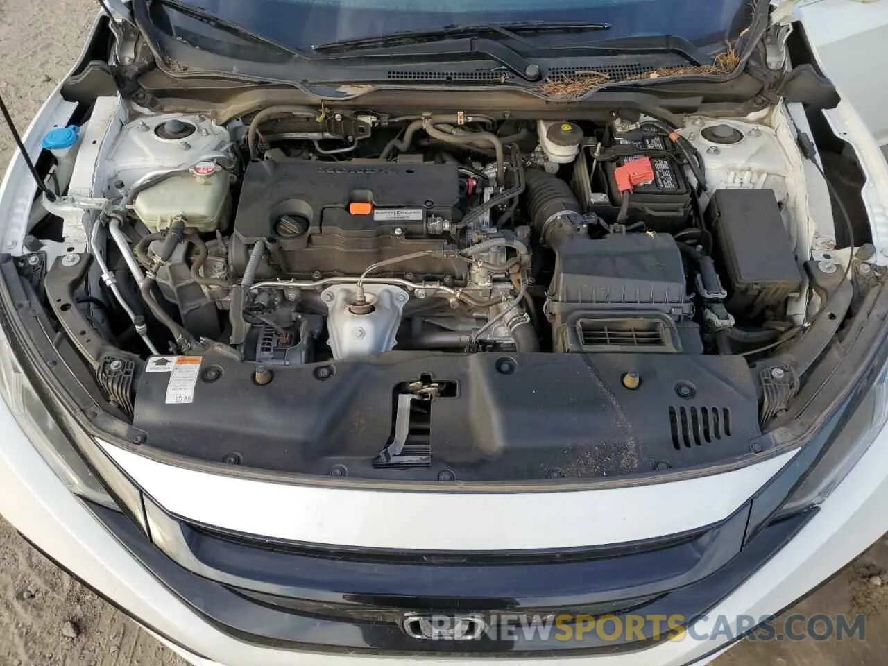 11 Фотография поврежденного автомобиля 19XFC2E88LE024277 HONDA CIVIC 2020