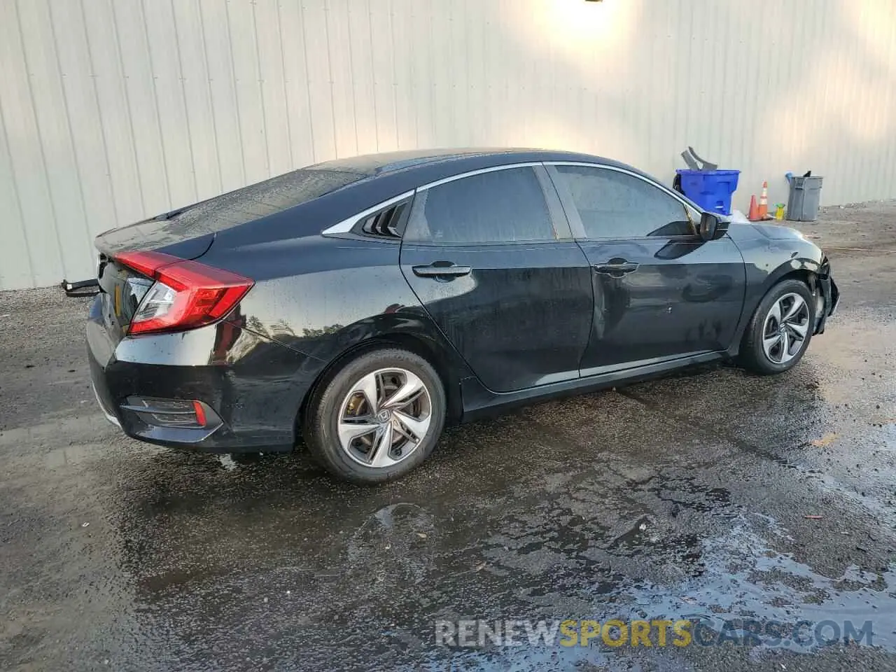 3 Фотография поврежденного автомобиля 19XFC2F60LE007907 HONDA CIVIC 2020