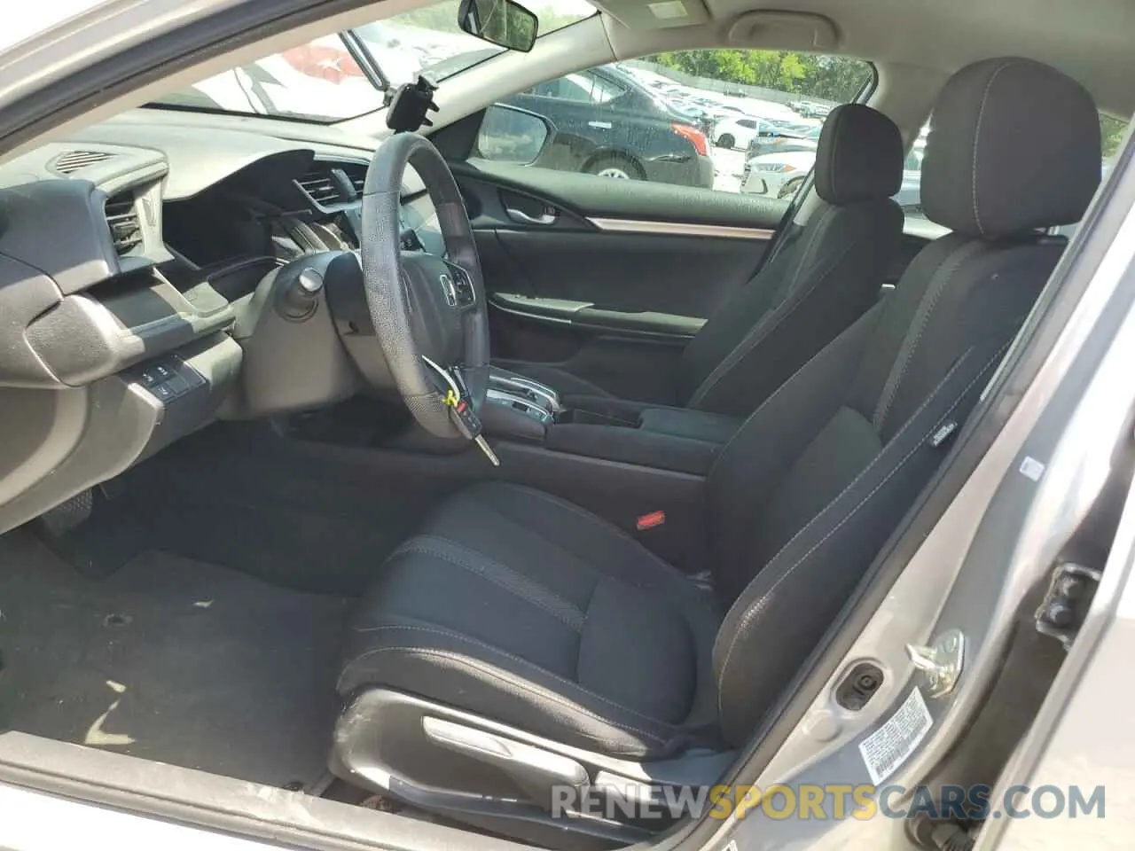 7 Фотография поврежденного автомобиля 19XFC2F60LE009690 HONDA CIVIC 2020