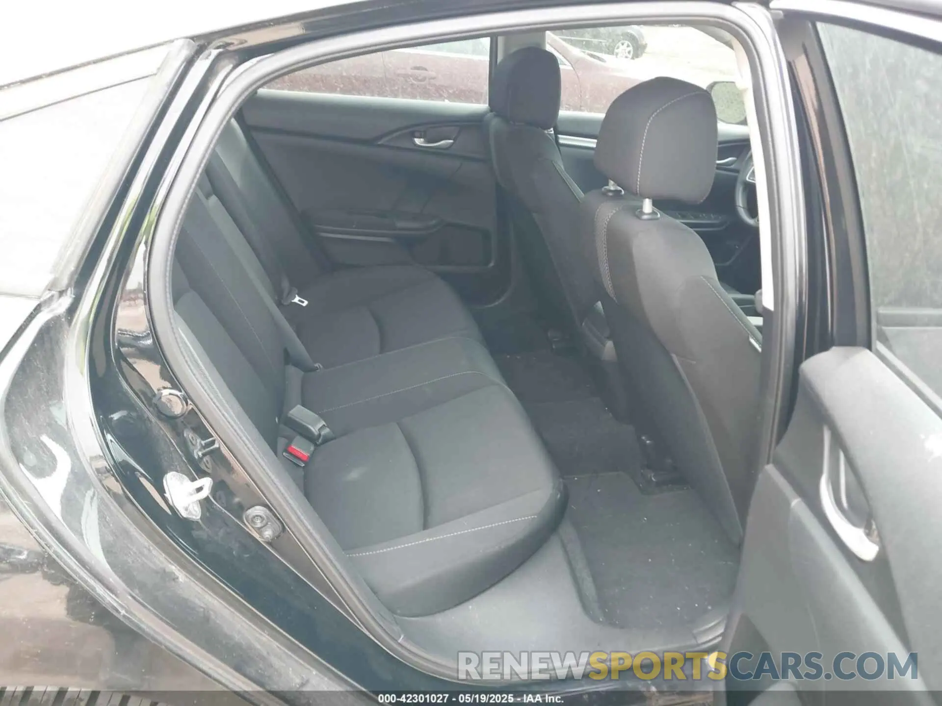 8 Photograph of a damaged car 19XFC2F60LE017806 HONDA CIVIC 2020