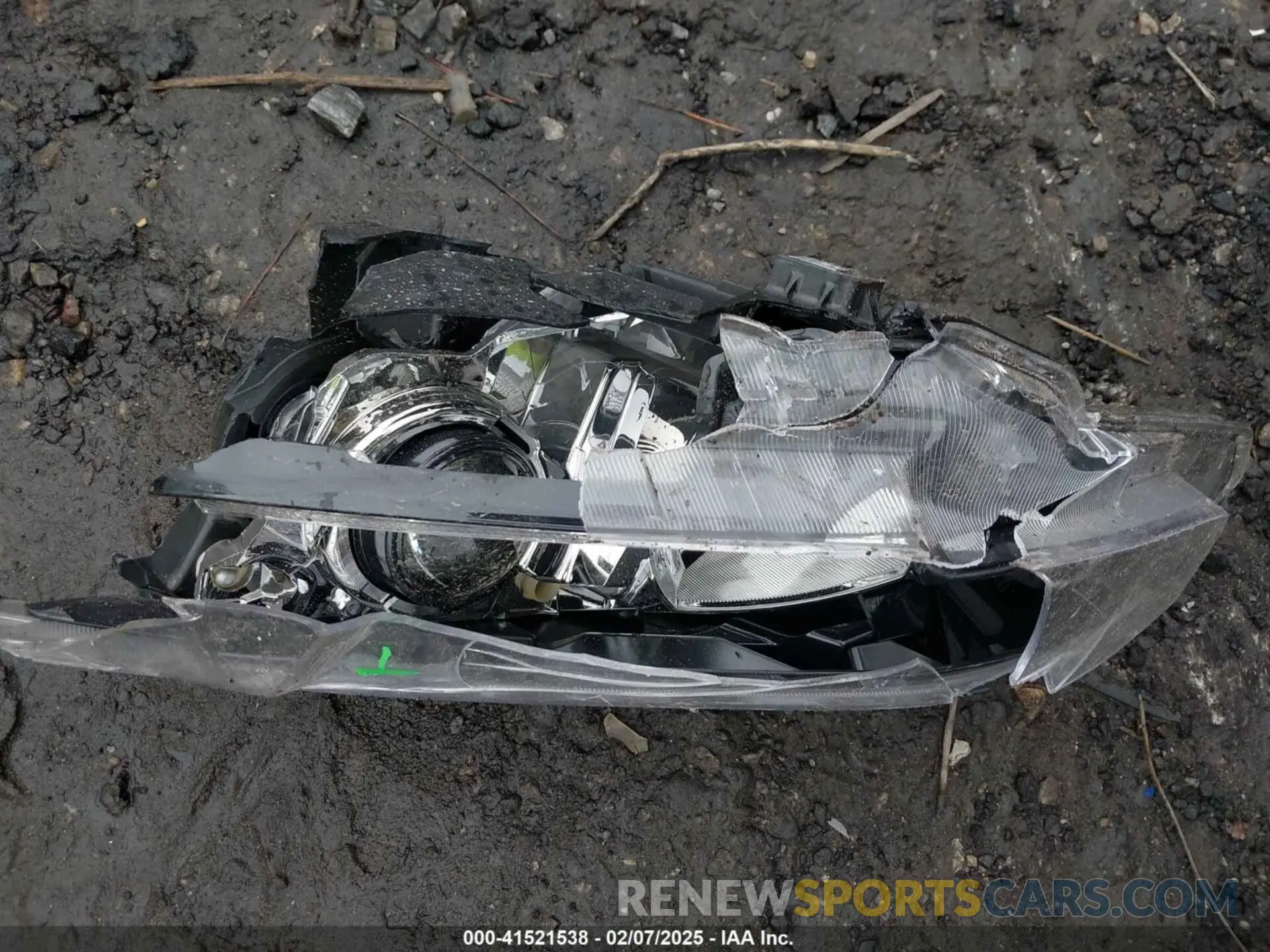 18 Photograph of a damaged car 19XFC2F61LE002179 HONDA CIVIC 2020