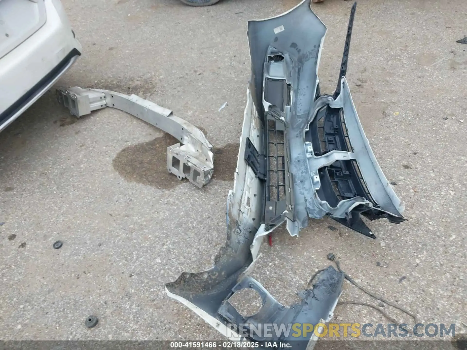 12 Photograph of a damaged car 19XFC2F62LE021811 HONDA CIVIC 2020