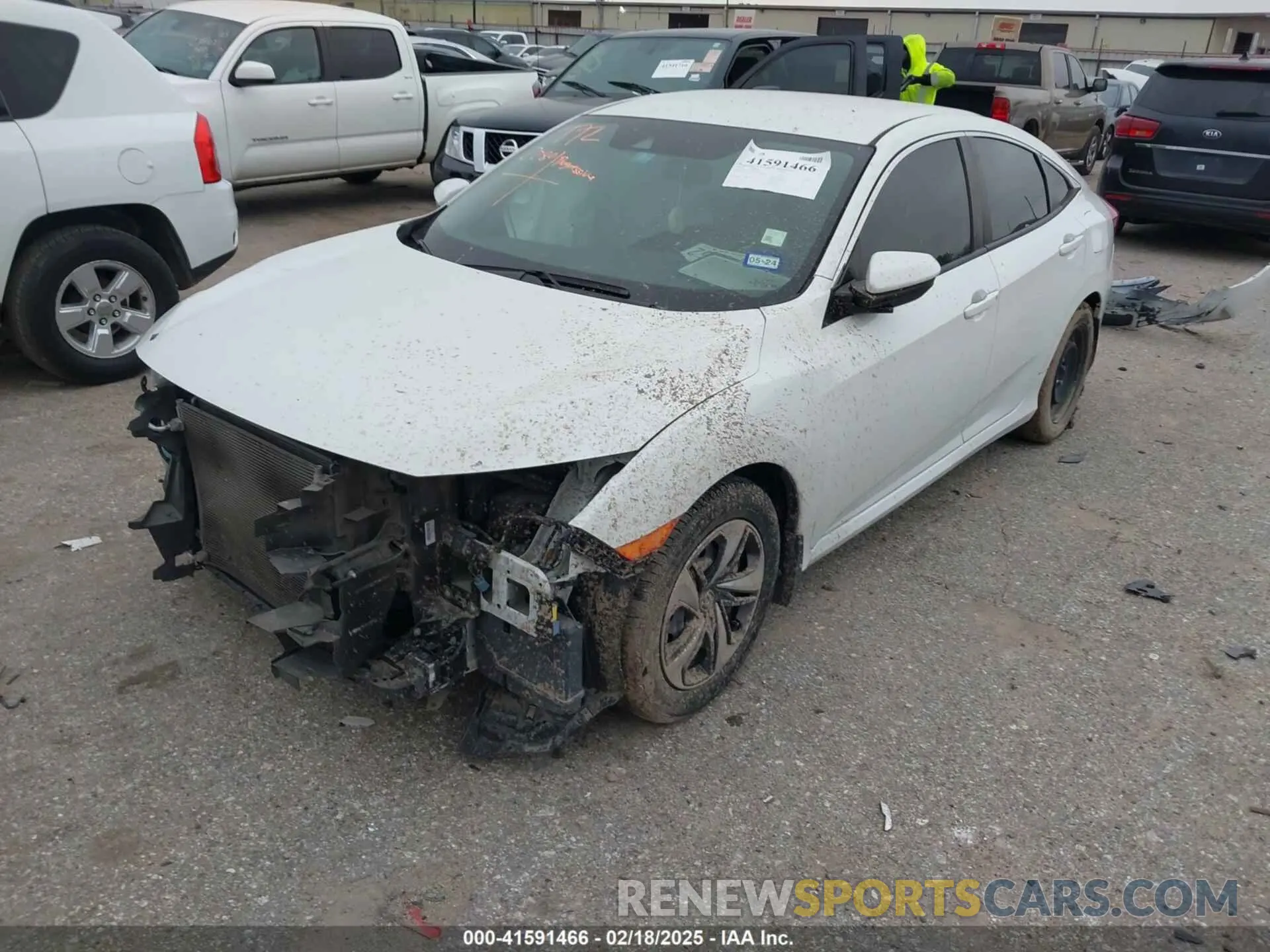 2 Photograph of a damaged car 19XFC2F62LE021811 HONDA CIVIC 2020