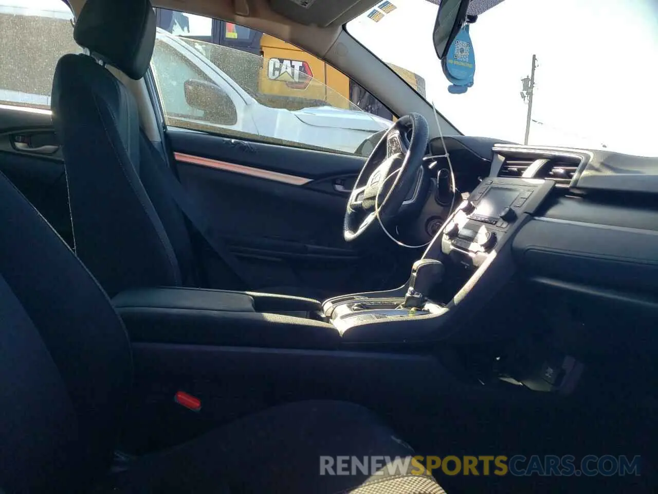 7 Photograph of a damaged car 19XFC2F66LE016868 HONDA CIVIC 2020