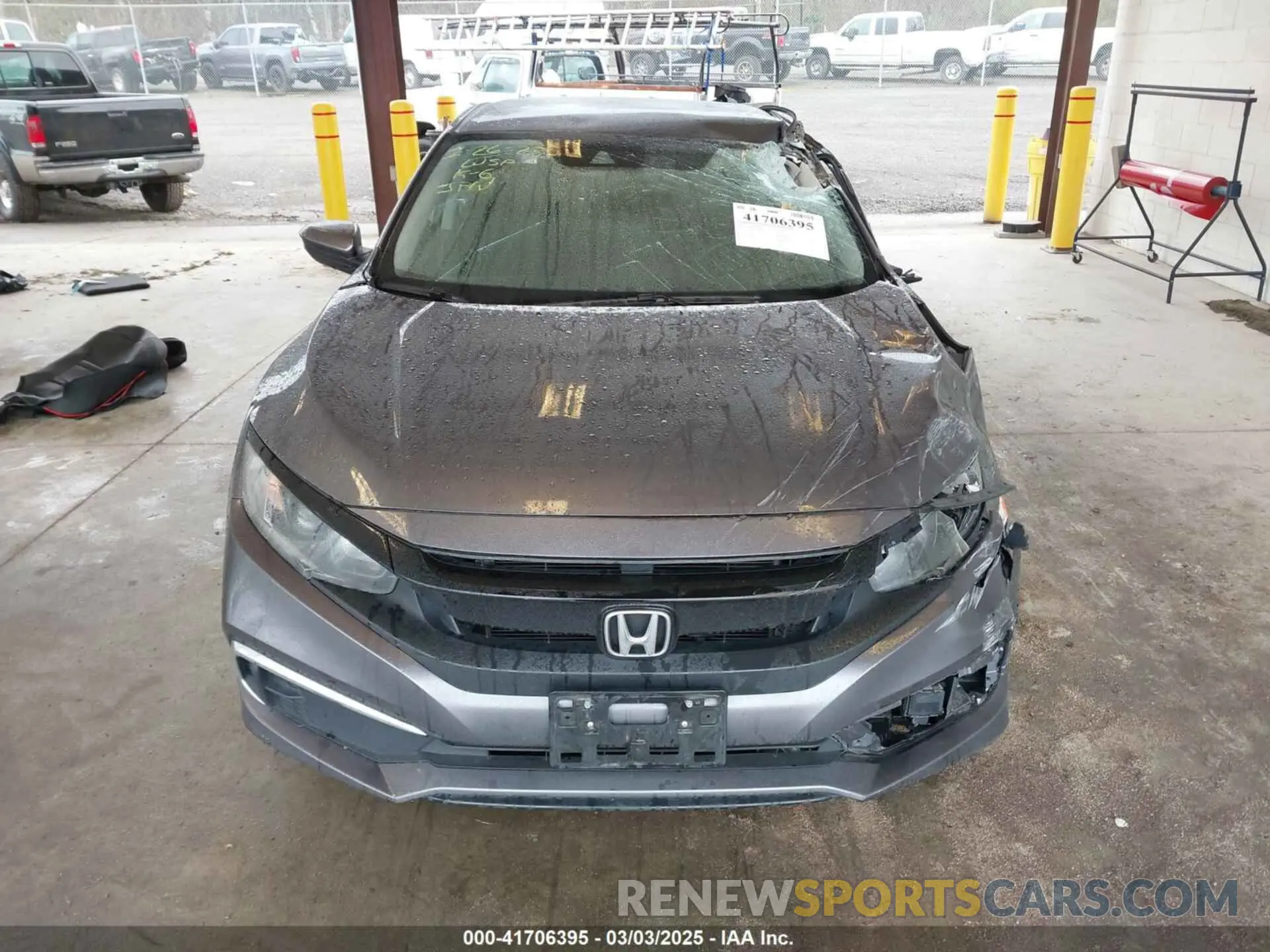 13 Photograph of a damaged car 19XFC2F66LE209599 HONDA CIVIC 2020
