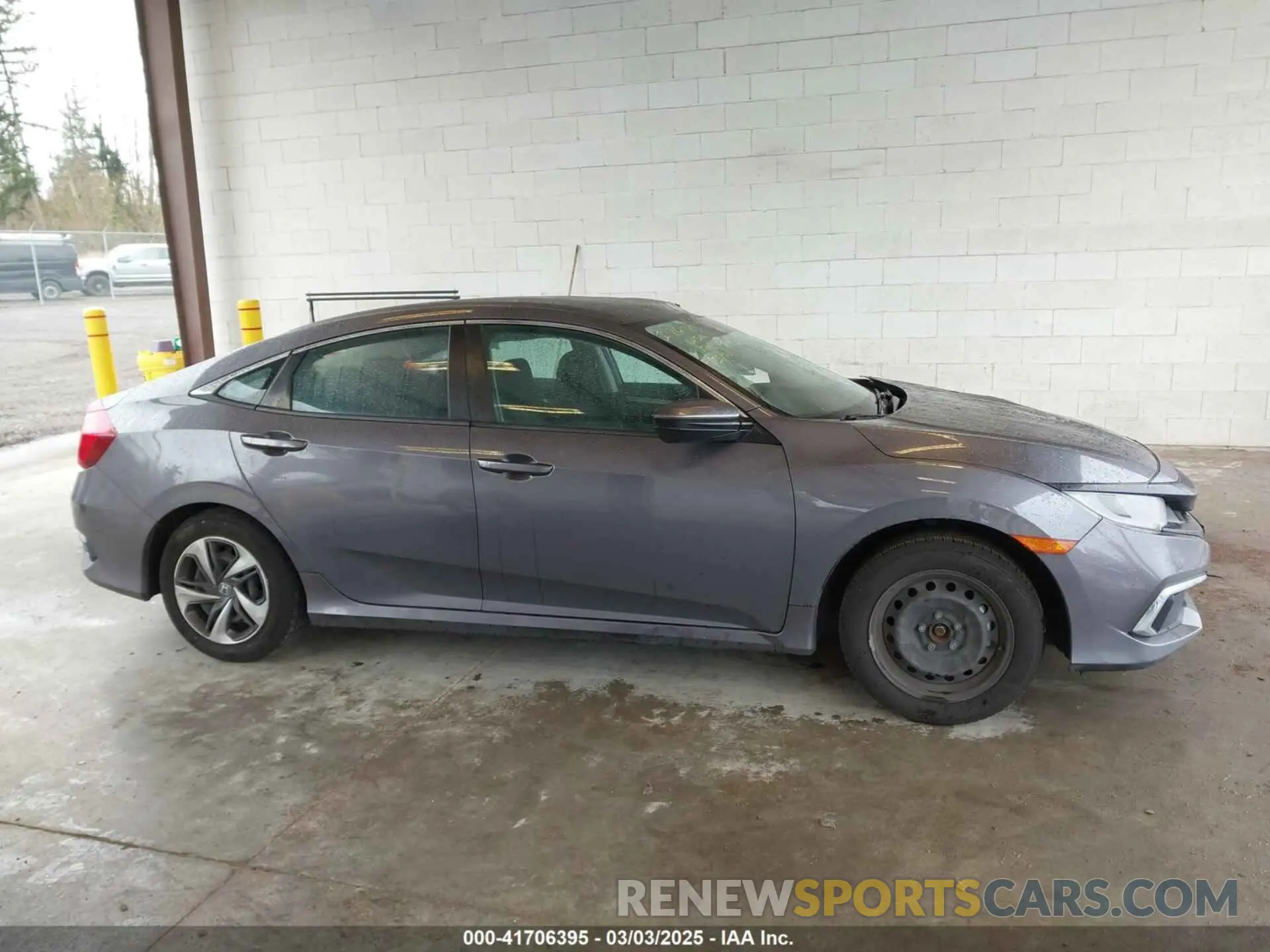 14 Photograph of a damaged car 19XFC2F66LE209599 HONDA CIVIC 2020