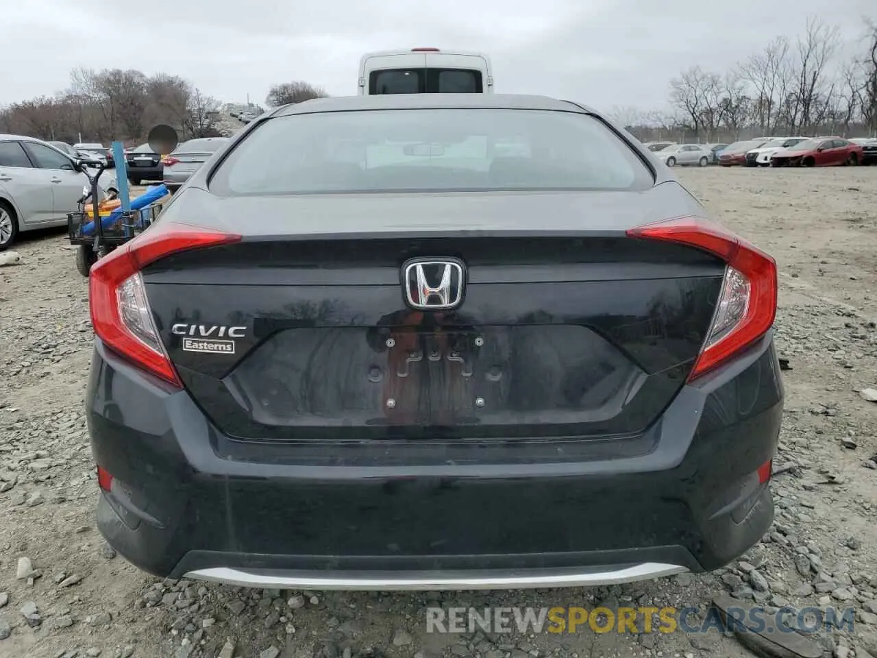 6 Photograph of a damaged car 19XFC2F66LE210882 HONDA CIVIC 2020