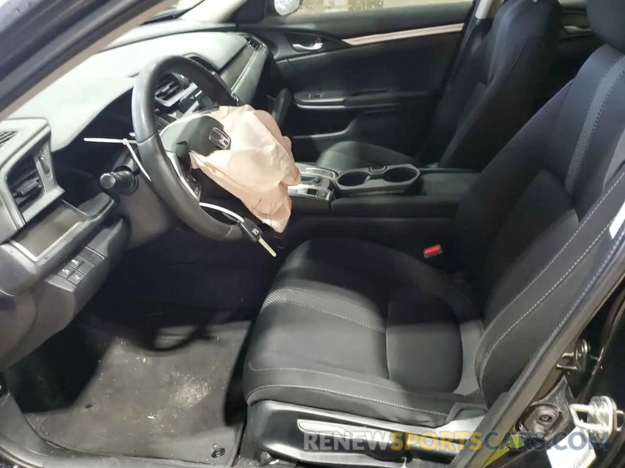 7 Photograph of a damaged car 19XFC2F67LE013560 HONDA CIVIC 2020