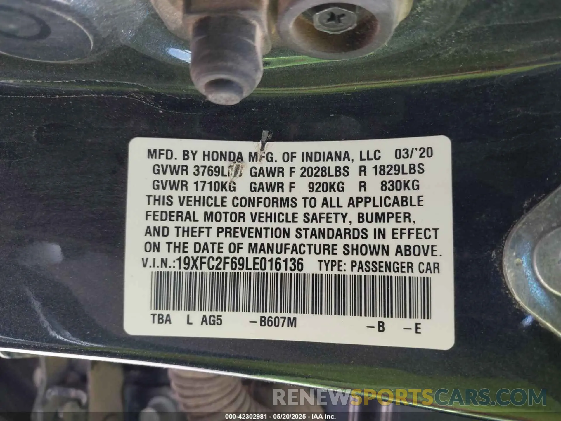 9 Photograph of a damaged car 19XFC2F69LE016136 HONDA CIVIC 2020
