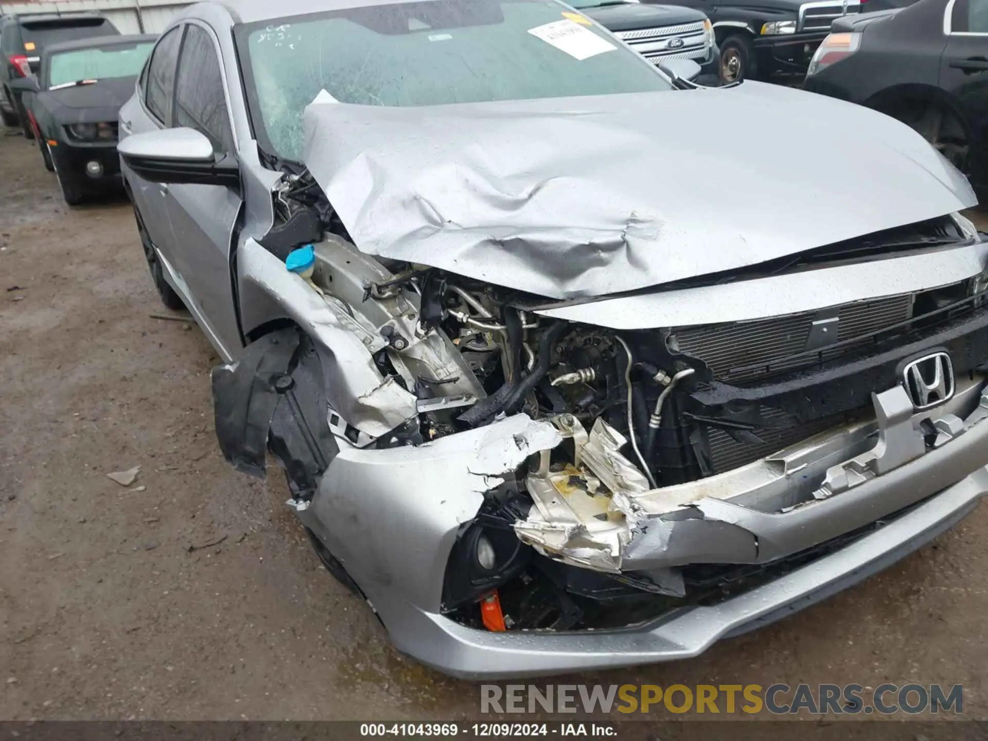 6 Photograph of a damaged car 19XFC2F80LE010503 HONDA CIVIC 2020