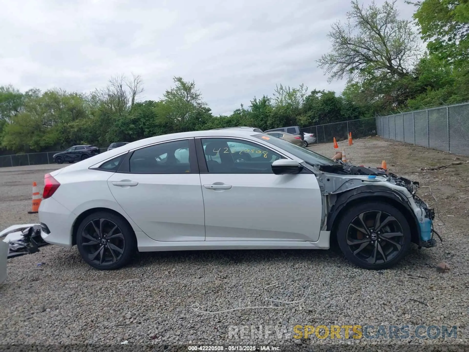 14 Photograph of a damaged car 19XFC2F80LE027799 HONDA CIVIC 2020