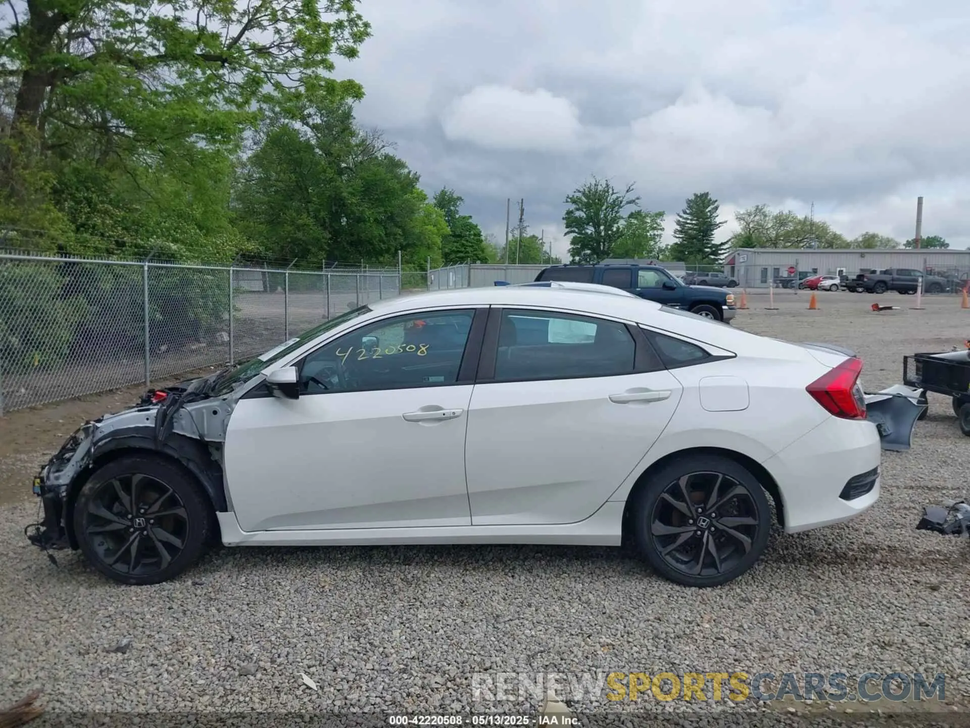 15 Photograph of a damaged car 19XFC2F80LE027799 HONDA CIVIC 2020