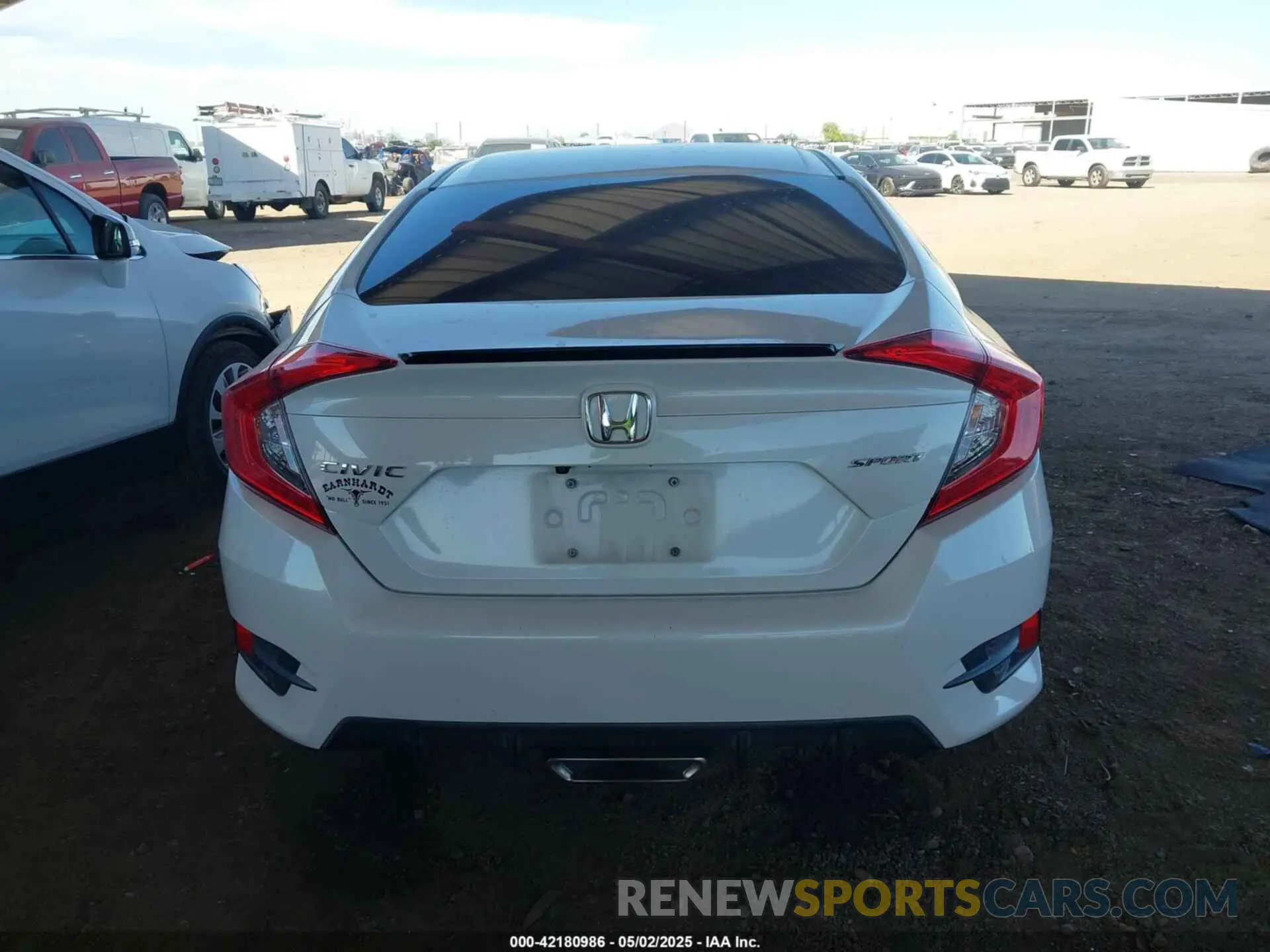 16 Фотография поврежденного автомобиля 19XFC2F81LE016309 HONDA CIVIC 2020