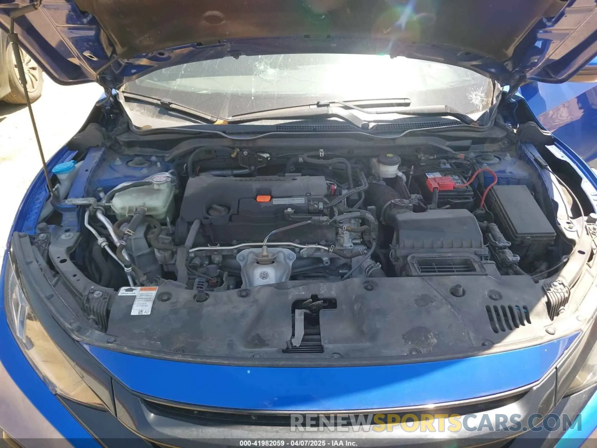 10 Фотография поврежденного автомобиля 19XFC2F82LE002354 HONDA CIVIC 2020