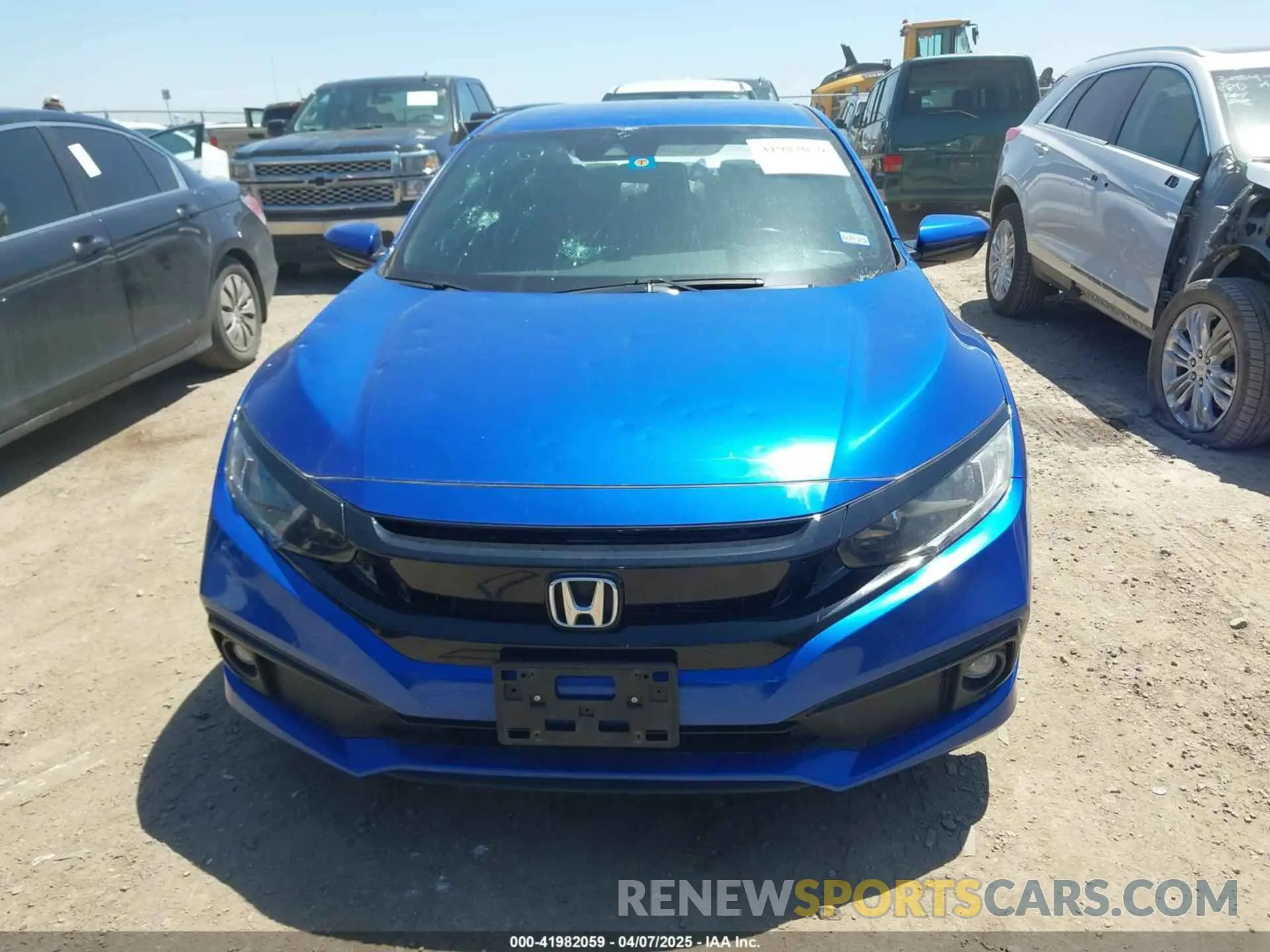 12 Фотография поврежденного автомобиля 19XFC2F82LE002354 HONDA CIVIC 2020