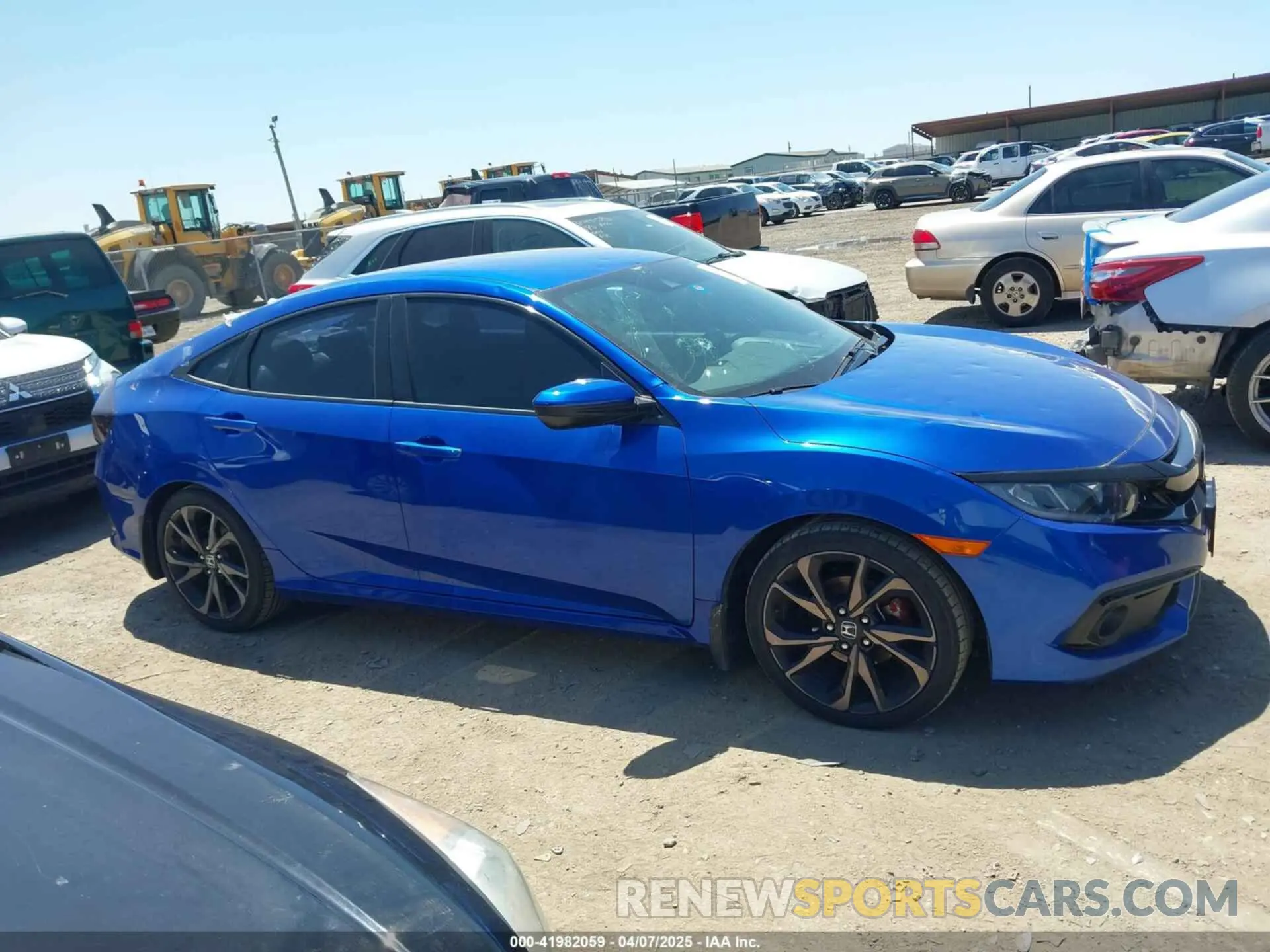 13 Фотография поврежденного автомобиля 19XFC2F82LE002354 HONDA CIVIC 2020