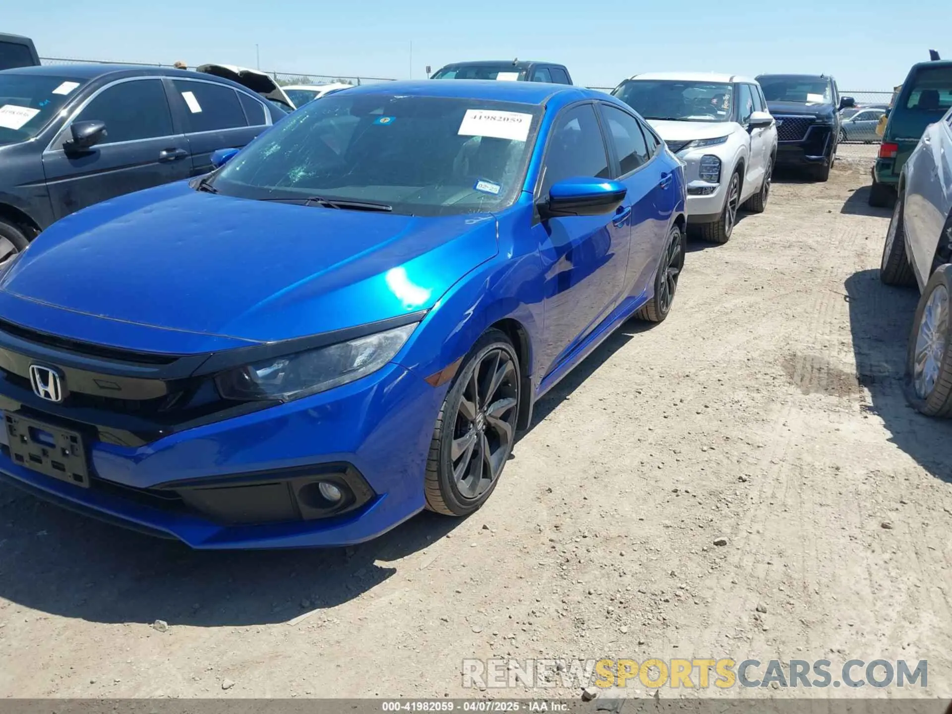 2 Фотография поврежденного автомобиля 19XFC2F82LE002354 HONDA CIVIC 2020