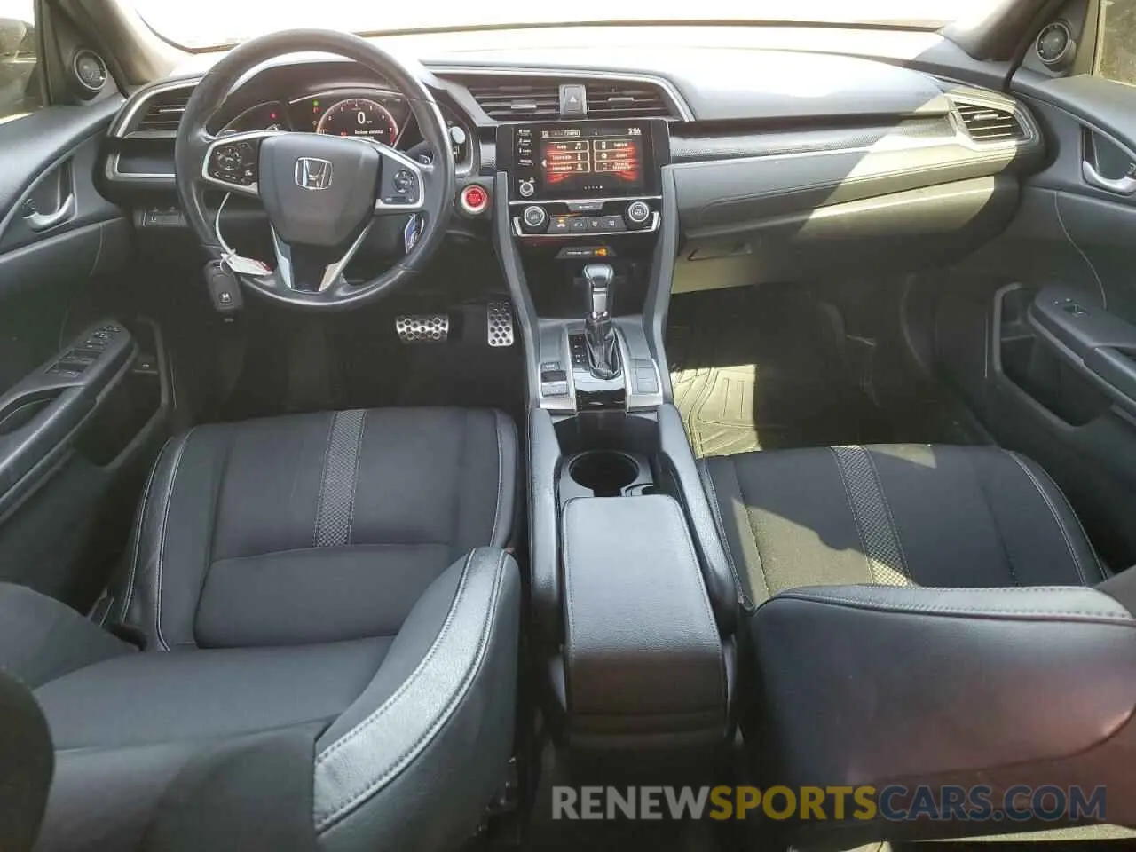 8 Фотография поврежденного автомобиля 19XFC2F82LE210203 HONDA CIVIC 2020