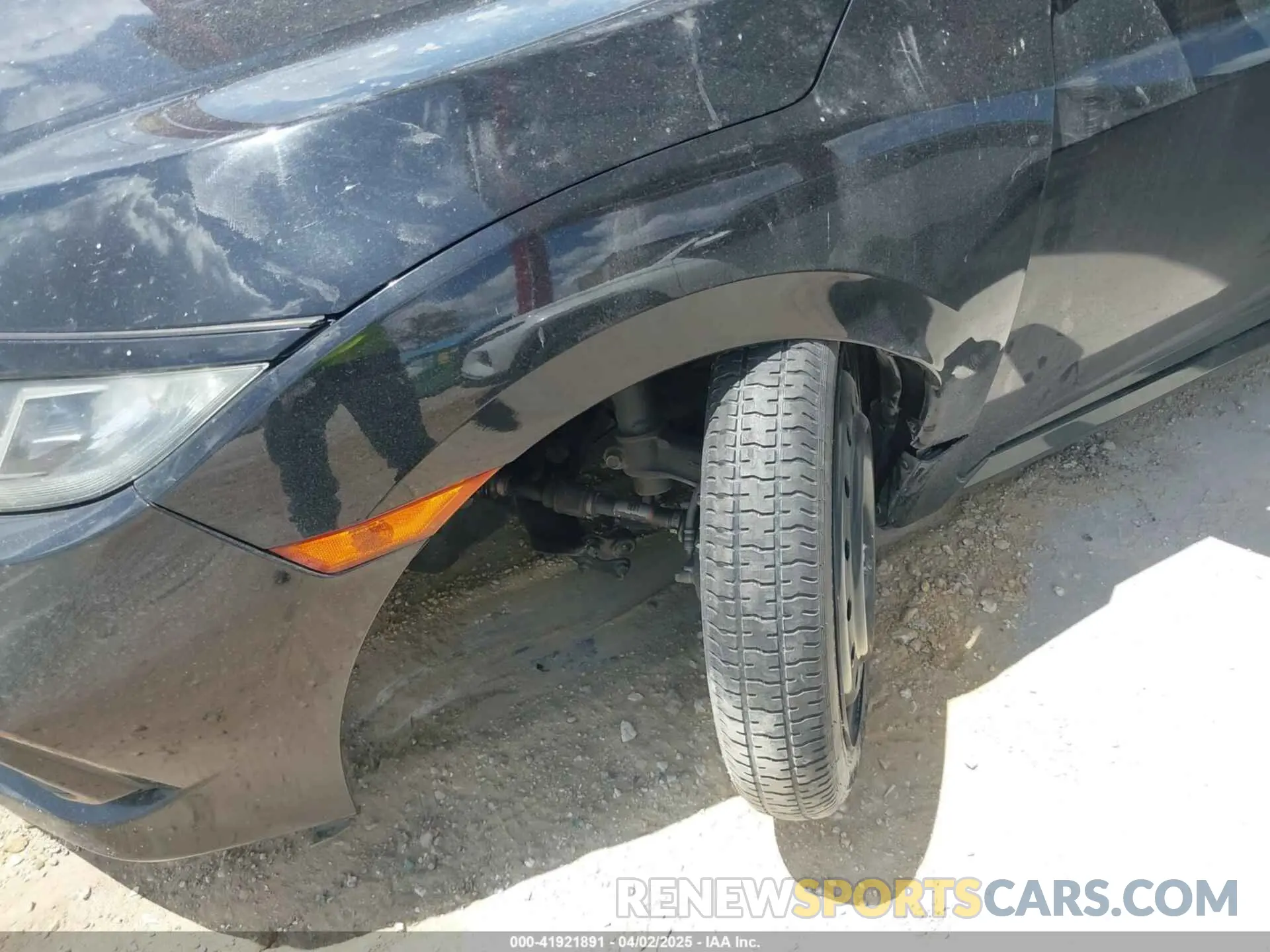 6 Фотография поврежденного автомобиля 19XFC2F83LE013850 HONDA CIVIC 2020