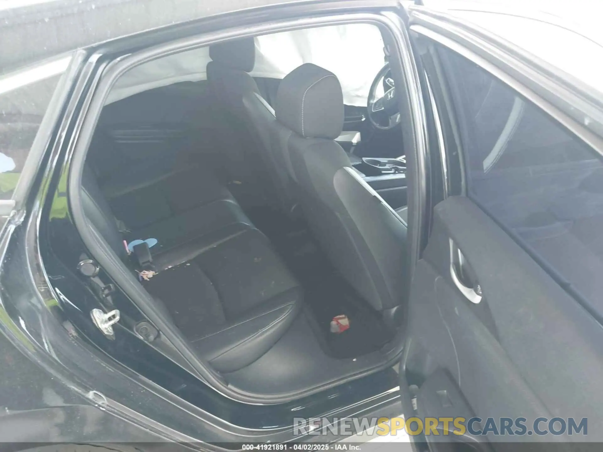 8 Фотография поврежденного автомобиля 19XFC2F83LE013850 HONDA CIVIC 2020