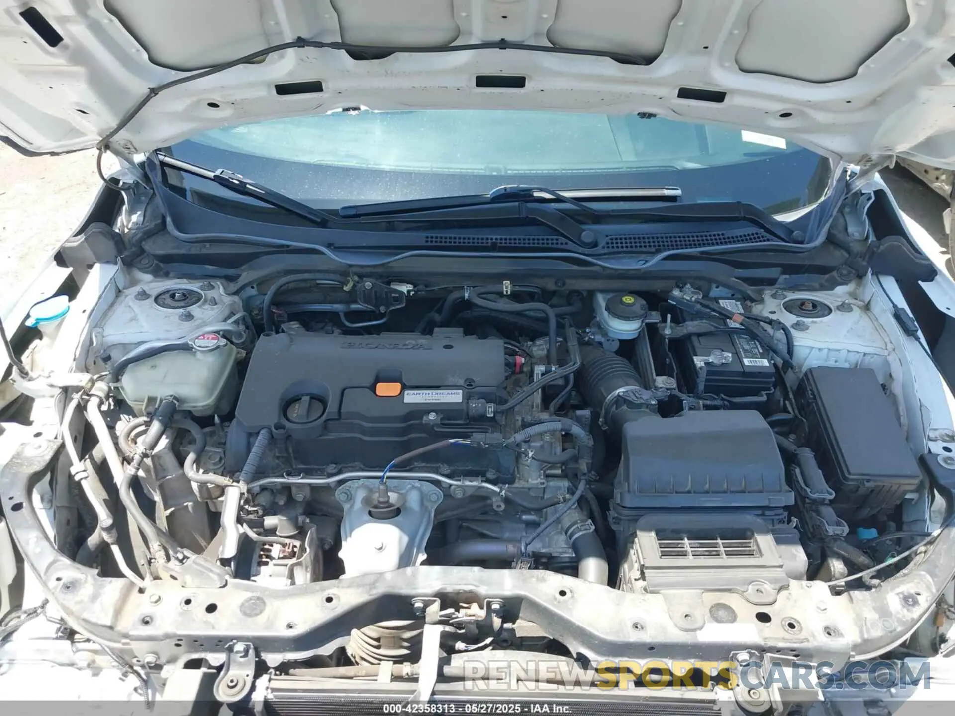 10 Photograph of a damaged car 19XFC2F83LE215720 HONDA CIVIC 2020