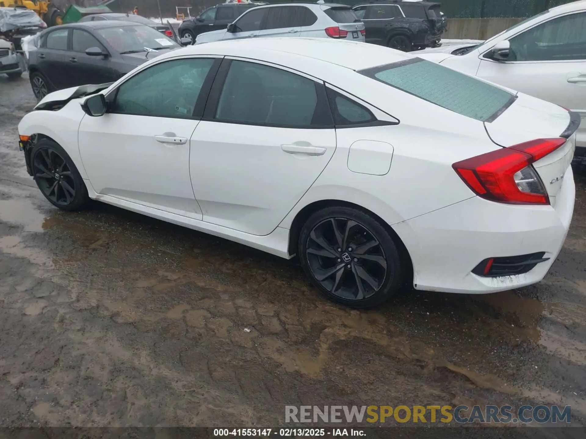 3 Фотография поврежденного автомобиля 19XFC2F83LE215734 HONDA CIVIC 2020