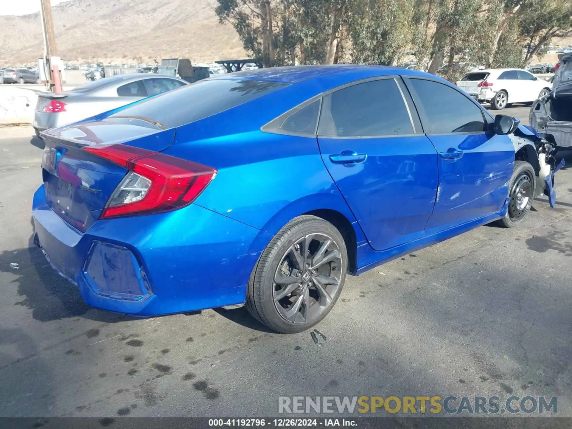 4 Photograph of a damaged car 19XFC2F85LE205545 HONDA CIVIC 2020