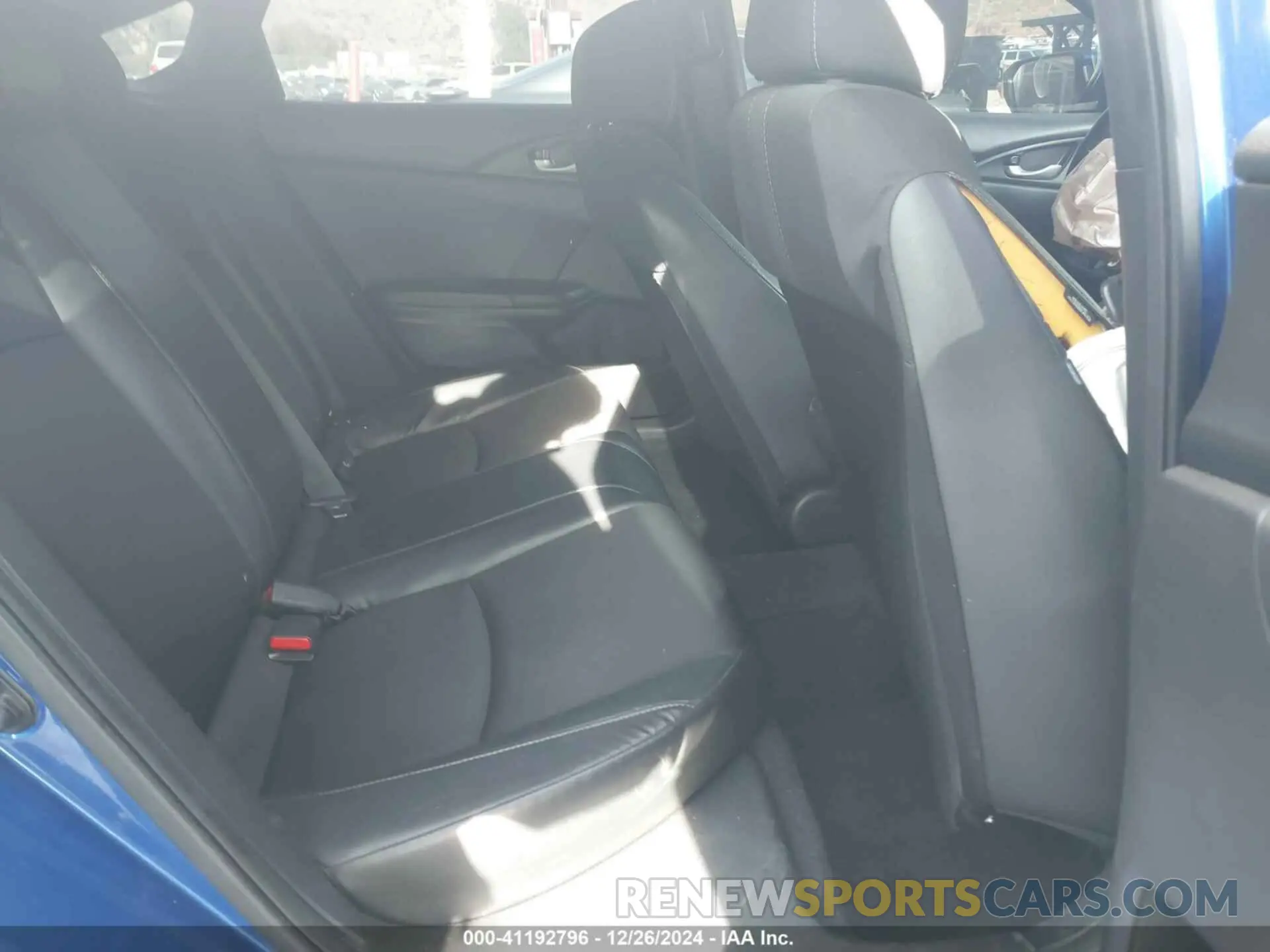 8 Photograph of a damaged car 19XFC2F85LE205545 HONDA CIVIC 2020