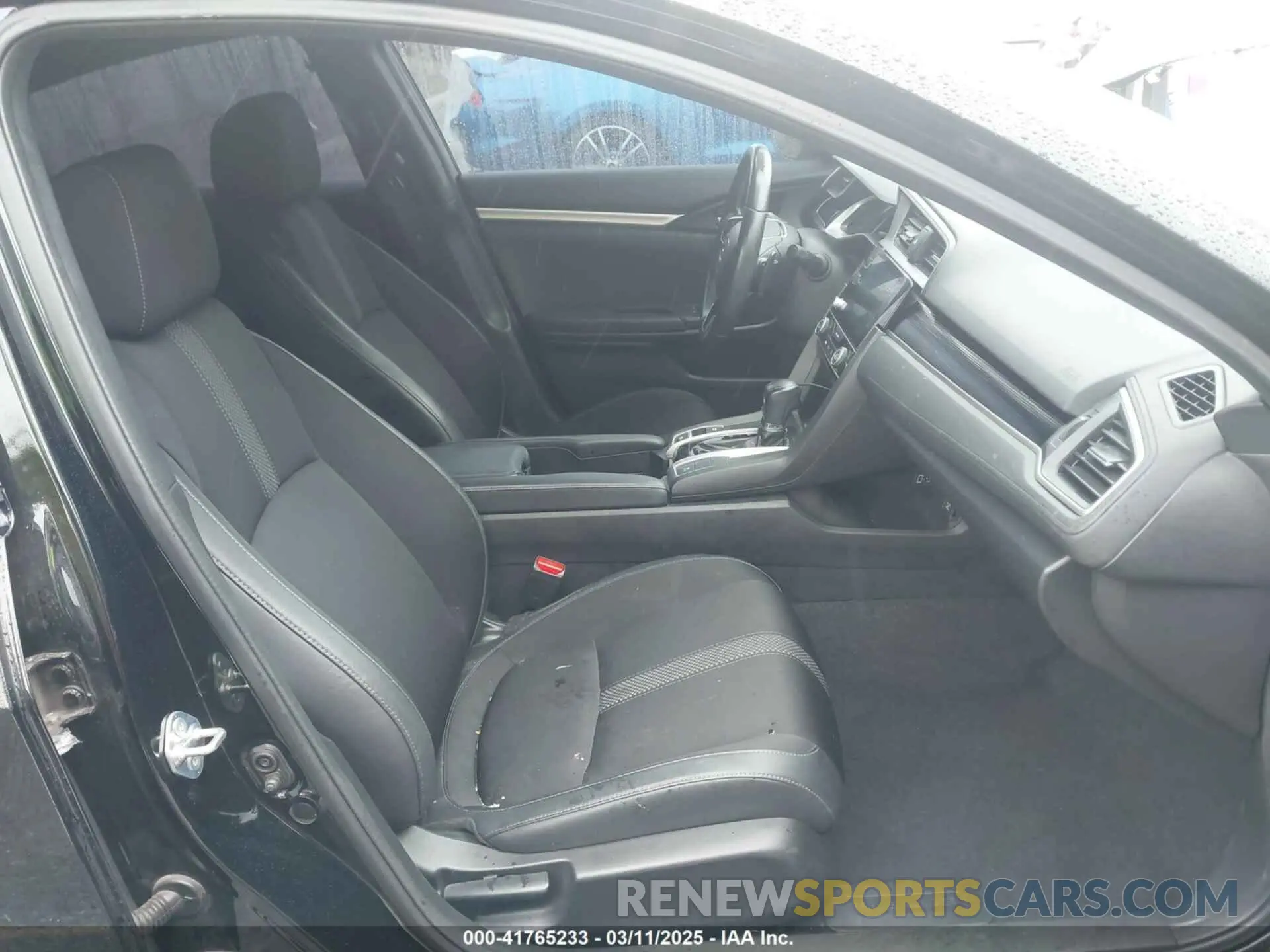 5 Photograph of a damaged car 19XFC2F85LE211765 HONDA CIVIC 2020