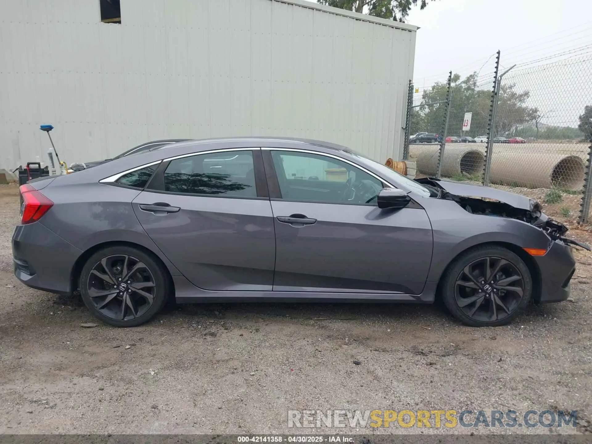 13 Photograph of a damaged car 19XFC2F86LE214660 HONDA CIVIC 2020