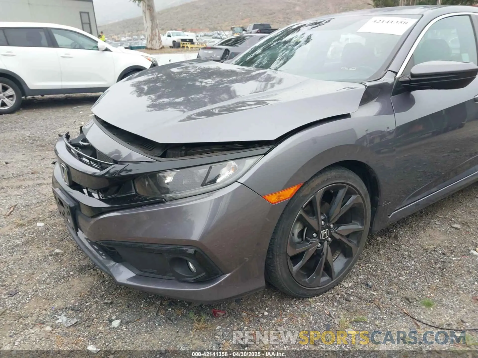 17 Photograph of a damaged car 19XFC2F86LE214660 HONDA CIVIC 2020