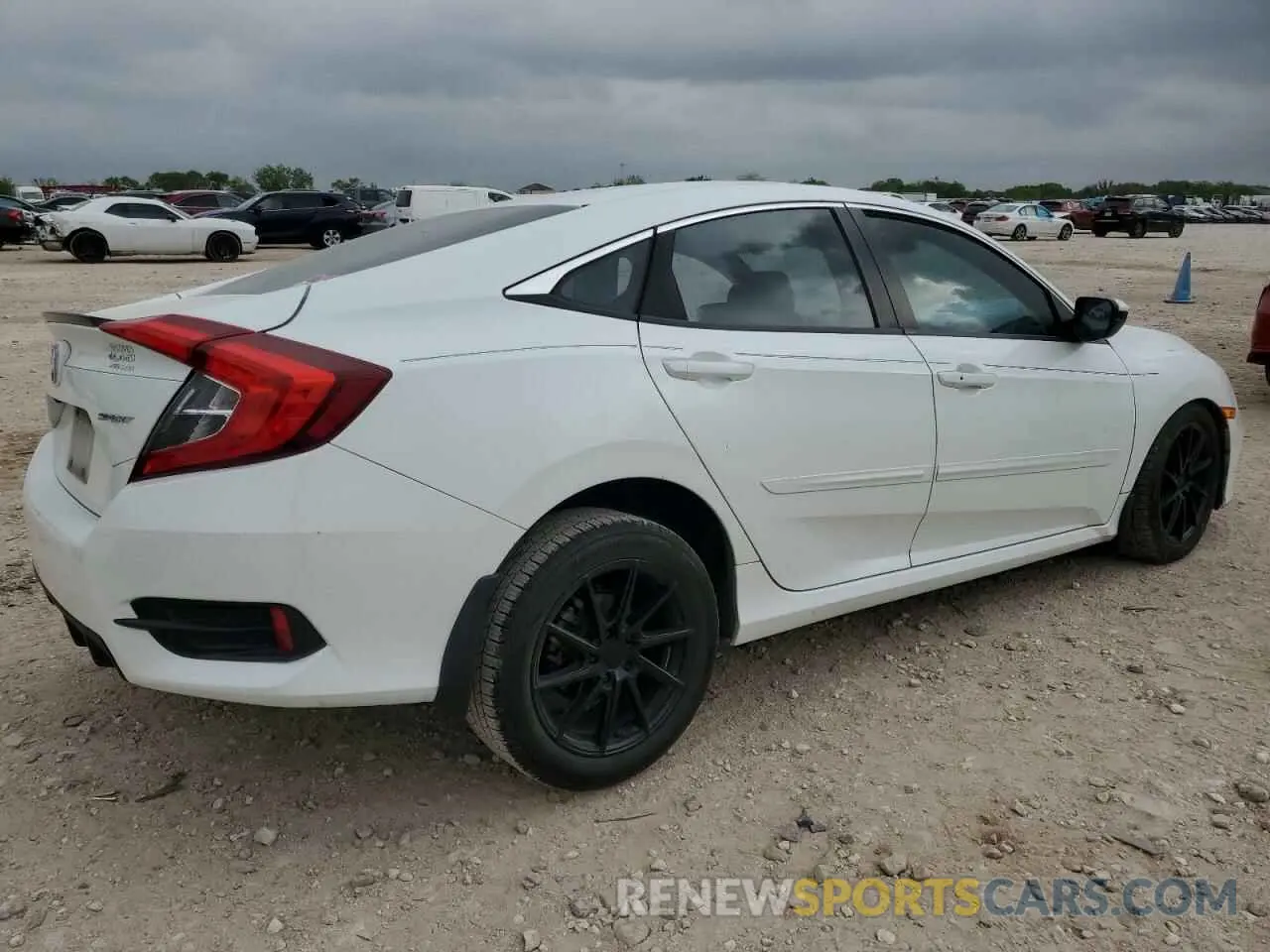 3 Фотография поврежденного автомобиля 19XFC2F87LE019800 HONDA CIVIC 2020