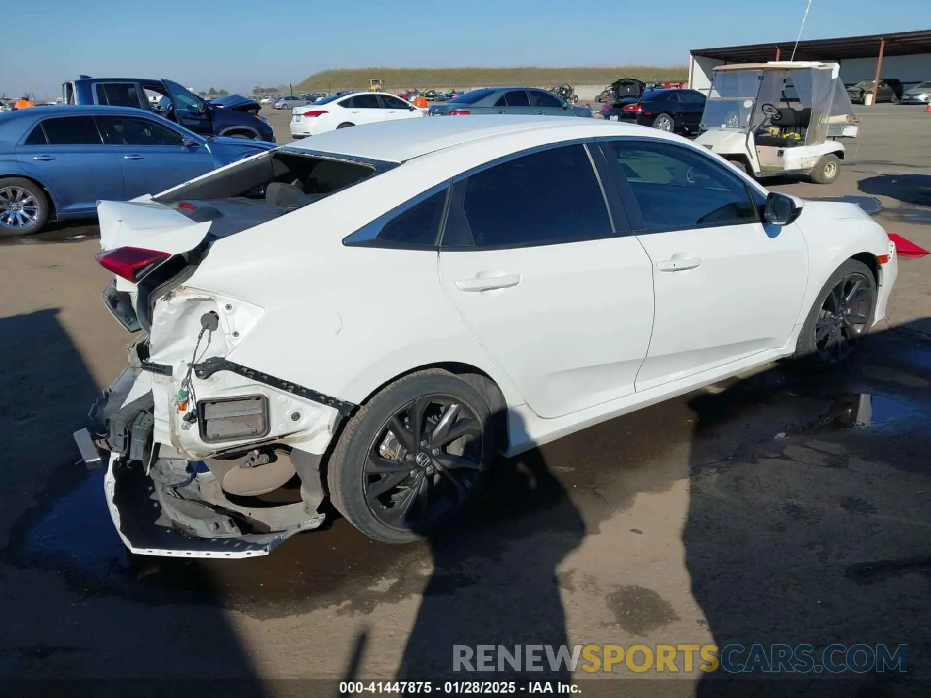 4 Photograph of a damaged car 19XFC2F88LE203496 HONDA CIVIC 2020
