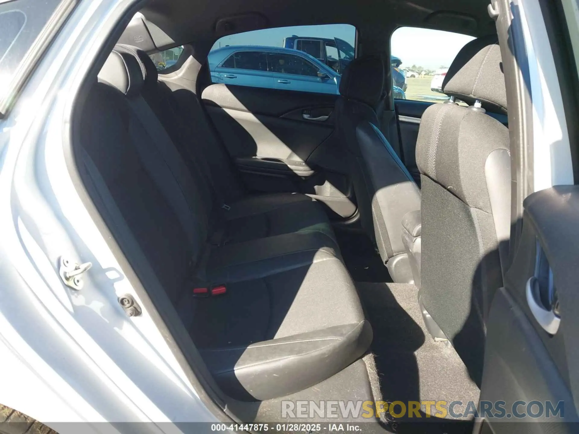 8 Photograph of a damaged car 19XFC2F88LE203496 HONDA CIVIC 2020