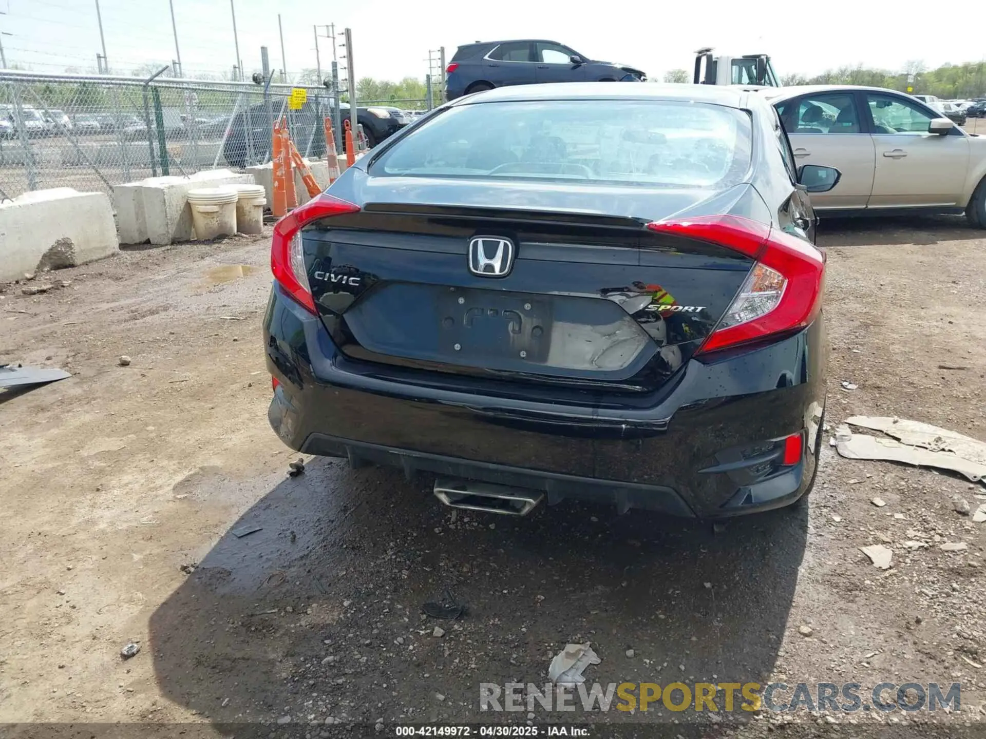17 Фотография поврежденного автомобиля 19XFC2F89LE016266 HONDA CIVIC 2020