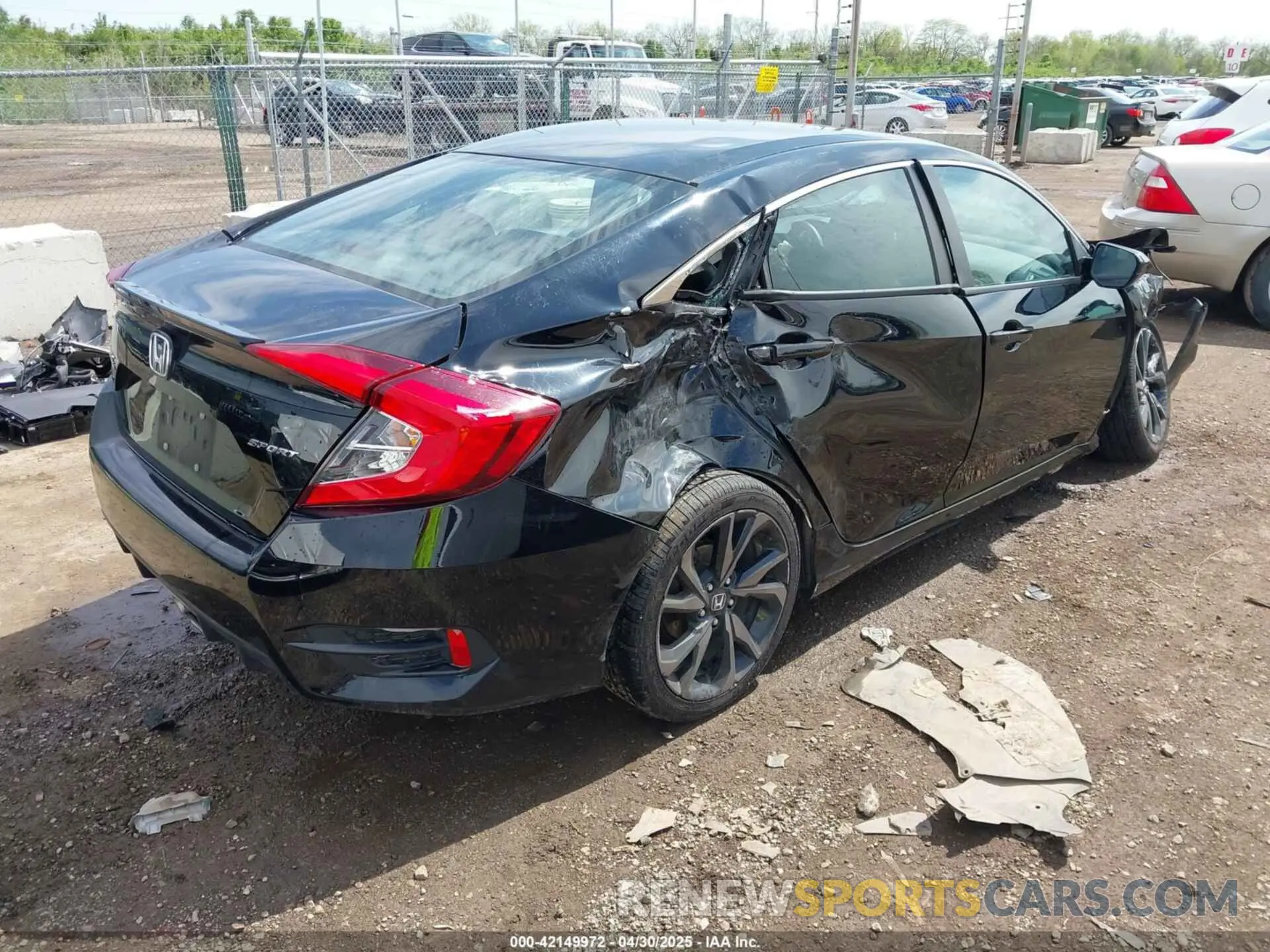 4 Фотография поврежденного автомобиля 19XFC2F89LE016266 HONDA CIVIC 2020