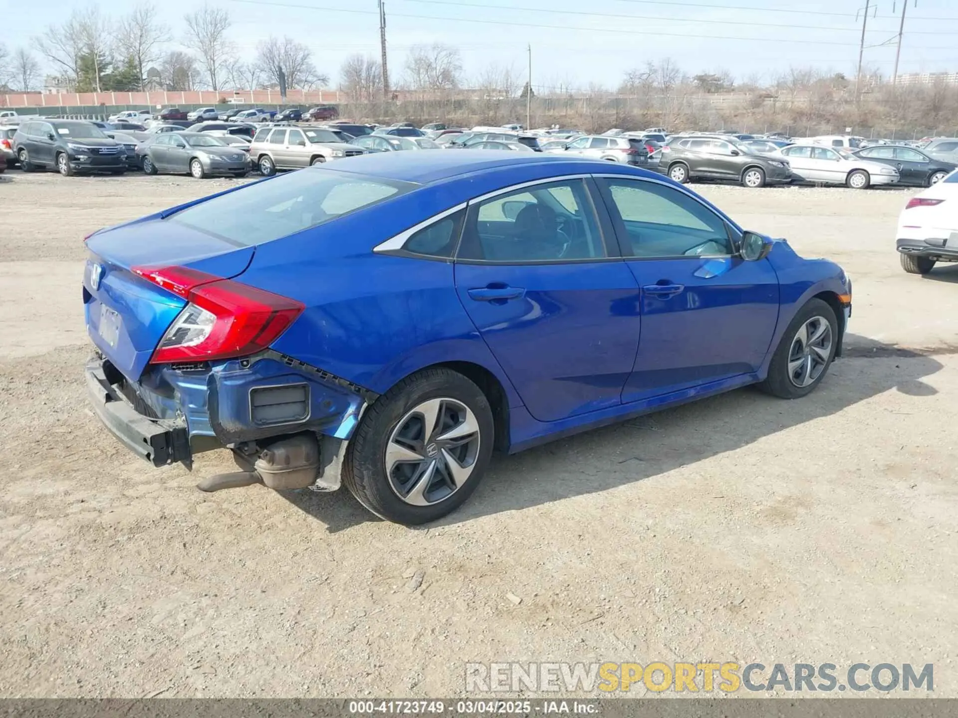4 Фотография поврежденного автомобиля 2HGFC2F60LH596964 HONDA CIVIC 2020