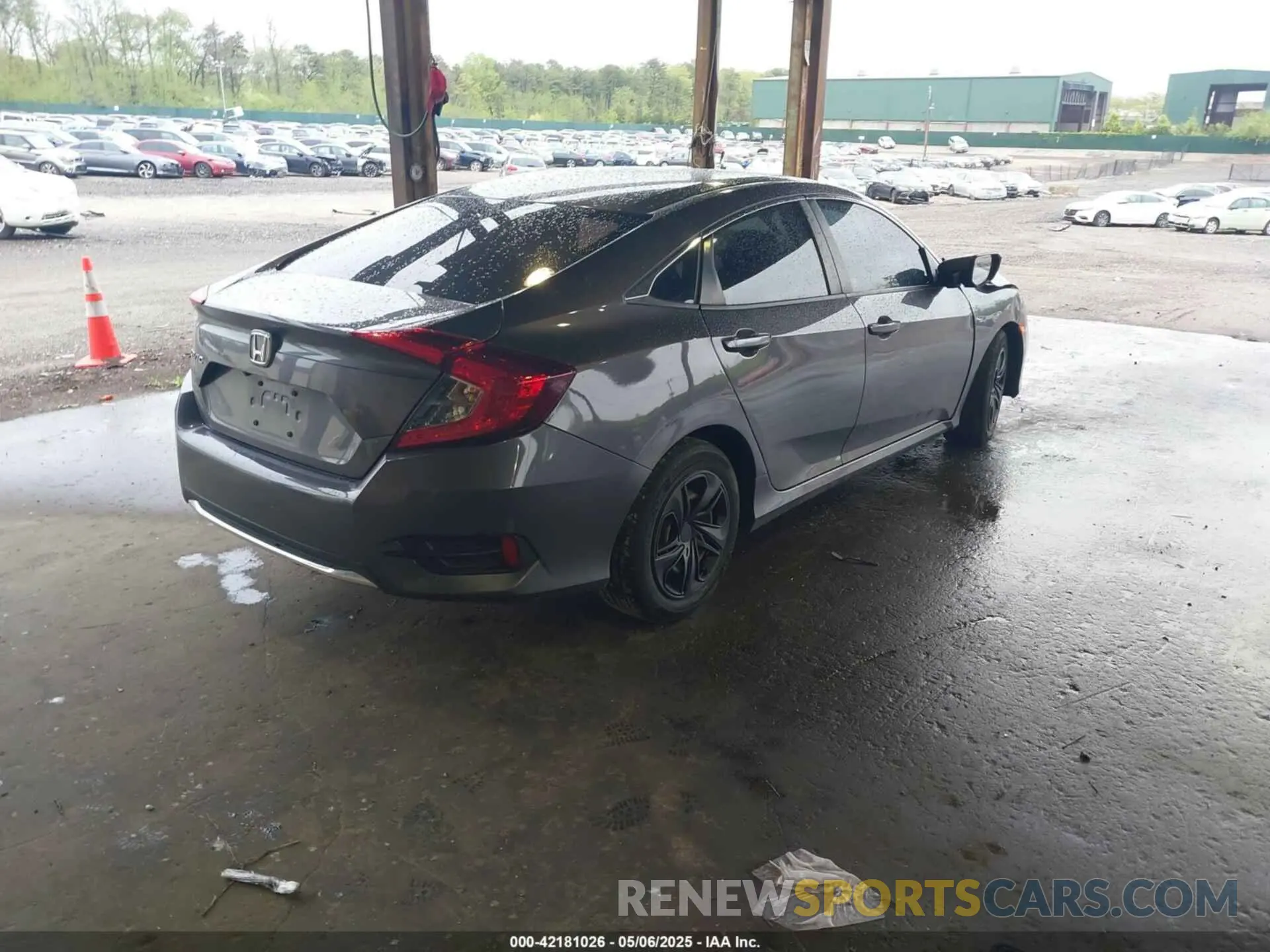 4 Фотография поврежденного автомобиля 2HGFC2F60LH597368 HONDA CIVIC 2020