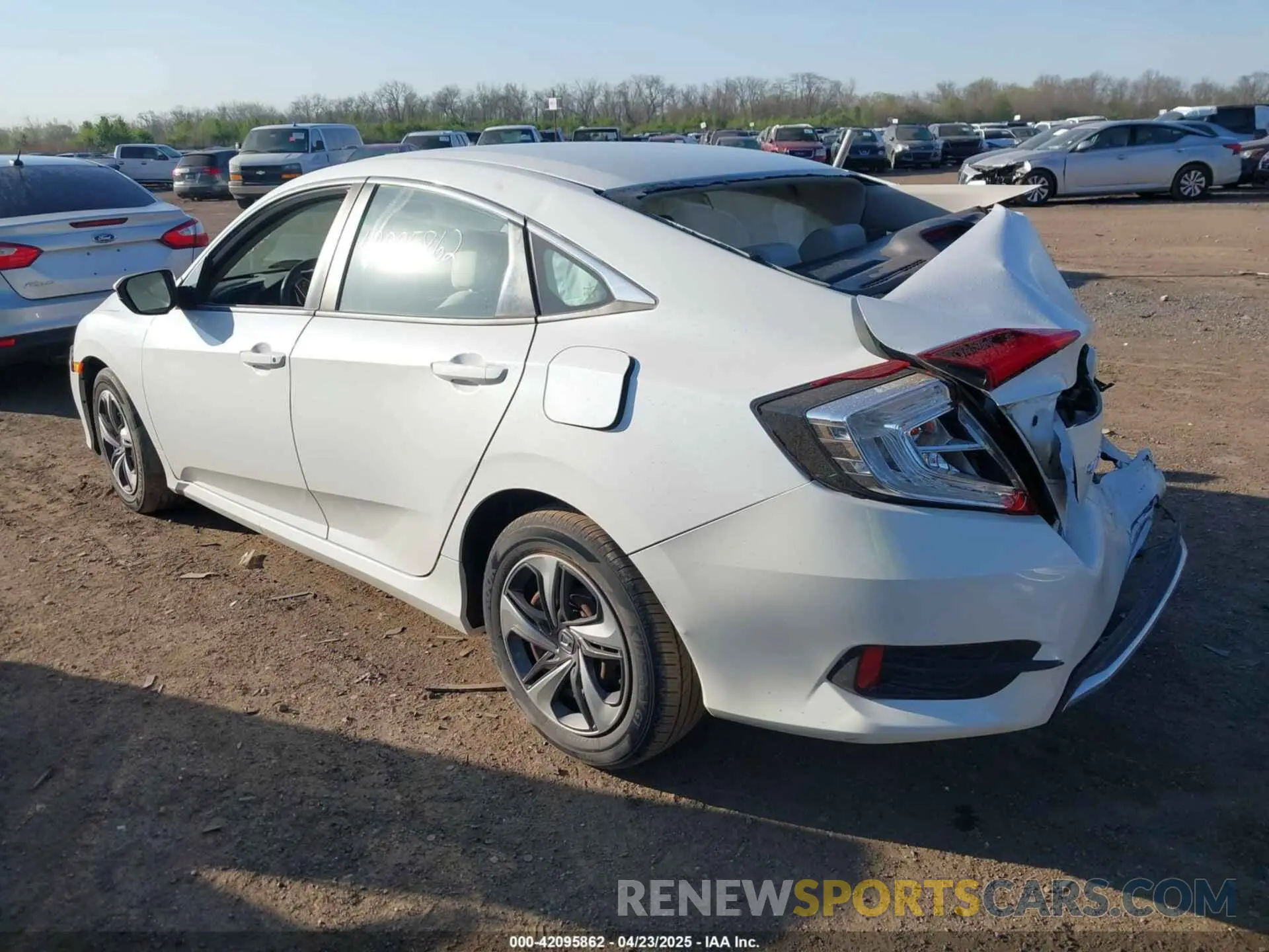 3 Photograph of a damaged car 2HGFC2F61LH568784 HONDA CIVIC 2020