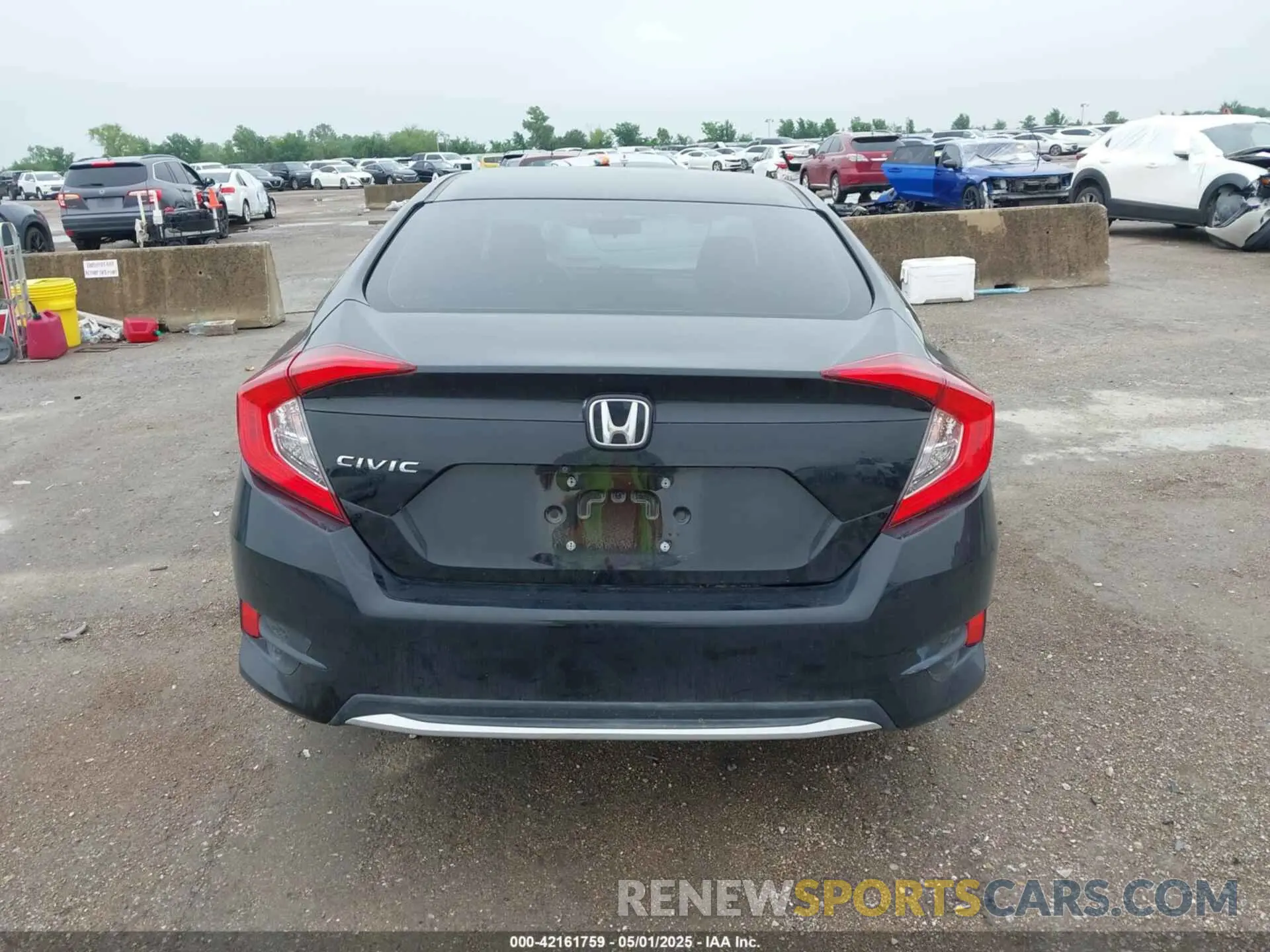 17 Photograph of a damaged car 2HGFC2F62LH532523 HONDA CIVIC 2020