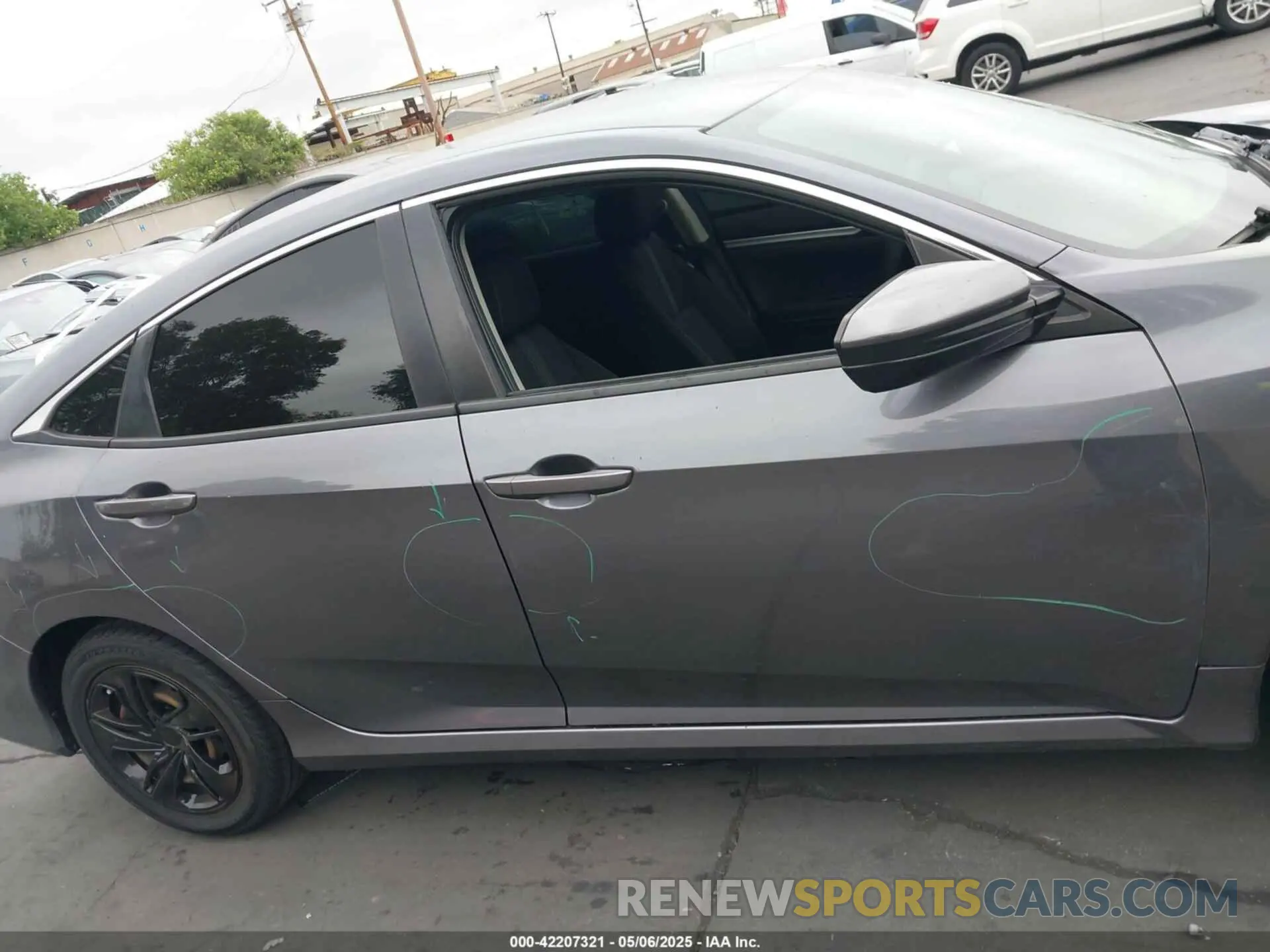 14 Photograph of a damaged car 2HGFC2F62LH547572 HONDA CIVIC 2020